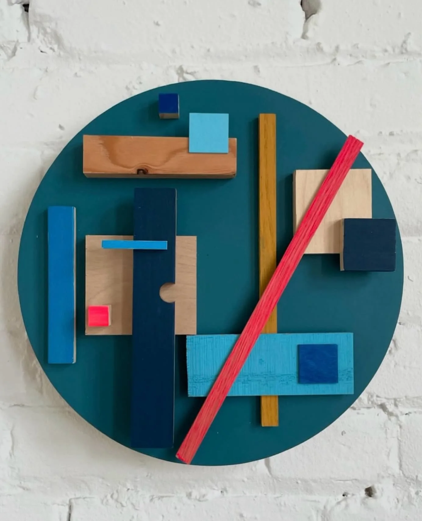 Ooh!! I almost forgot about this sale!

This assemblage piece &lsquo;Red Line&rsquo; has found a new home. Thank you for supporting Canadian, contemporary abstract art! 🔴

#assemblageart 
#abstractart
#contemporanyart 
#canadianartist