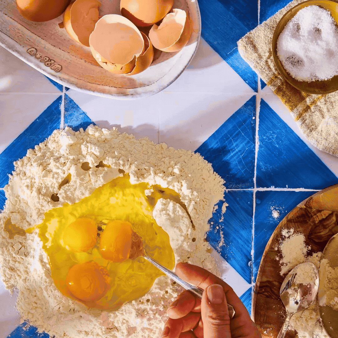 Kitchen Aid Stop Motion 1 copy.gif