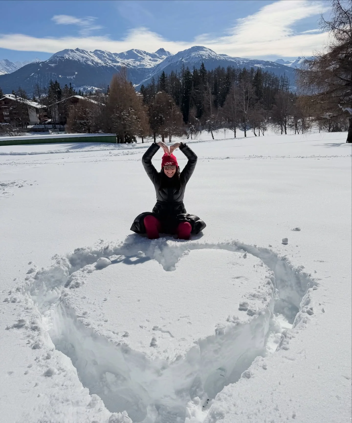For those remembered.
For those present.
For love - always.

Thank you @cransmontana and the Sedunum String Orchestra for this beautiful tribute &ldquo;concert pour les &eacute;toiles&rdquo; 
🎻 @jingzhaocello 💛