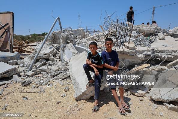 gettyimages-2289450272-594x594.jpg