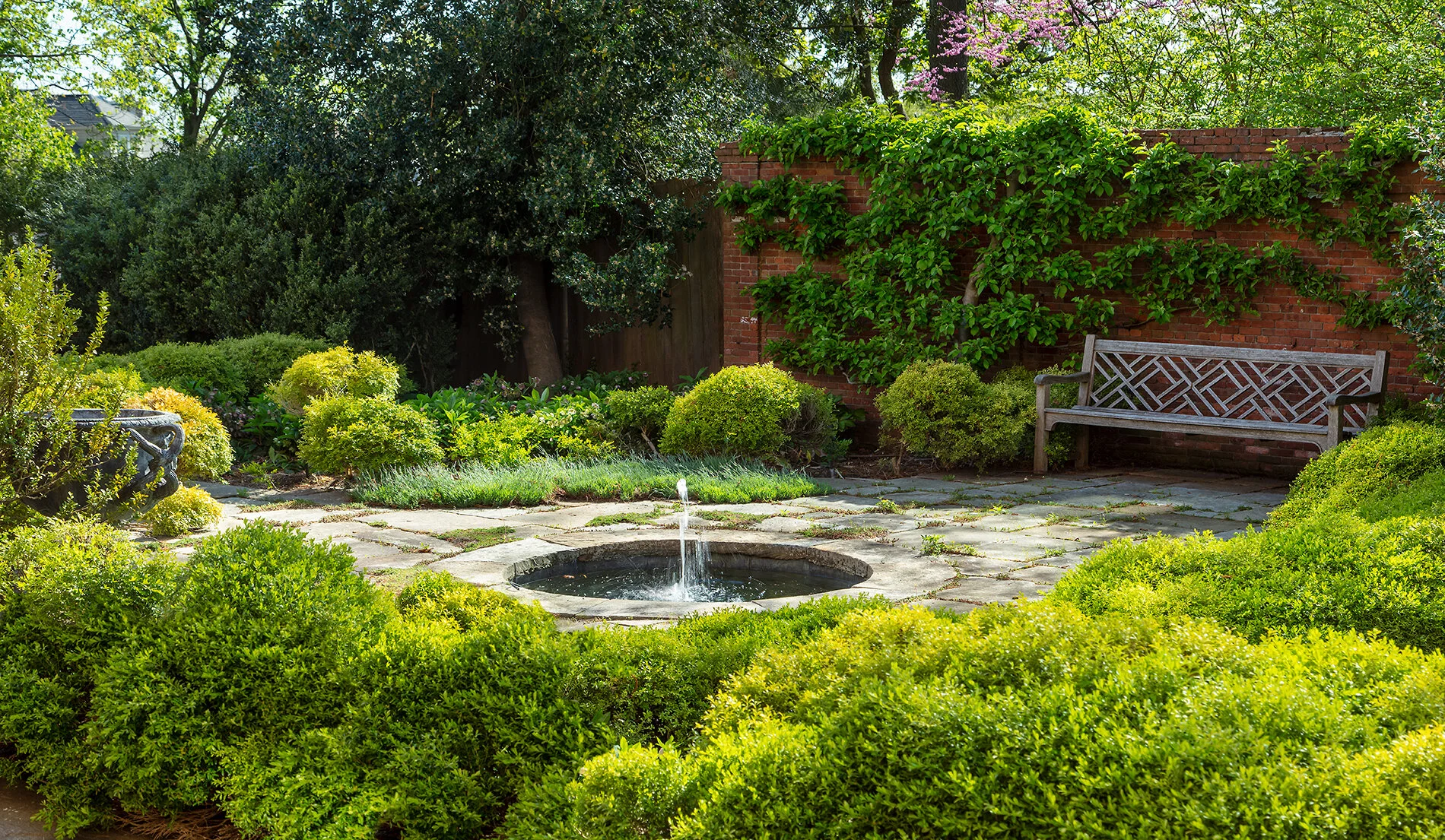 LAN_carrington_ext5 west fountain.jpg