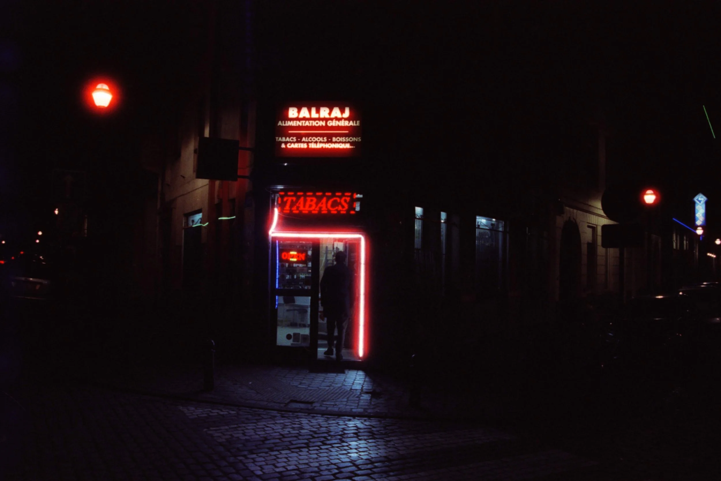 49 Cinestill 800T