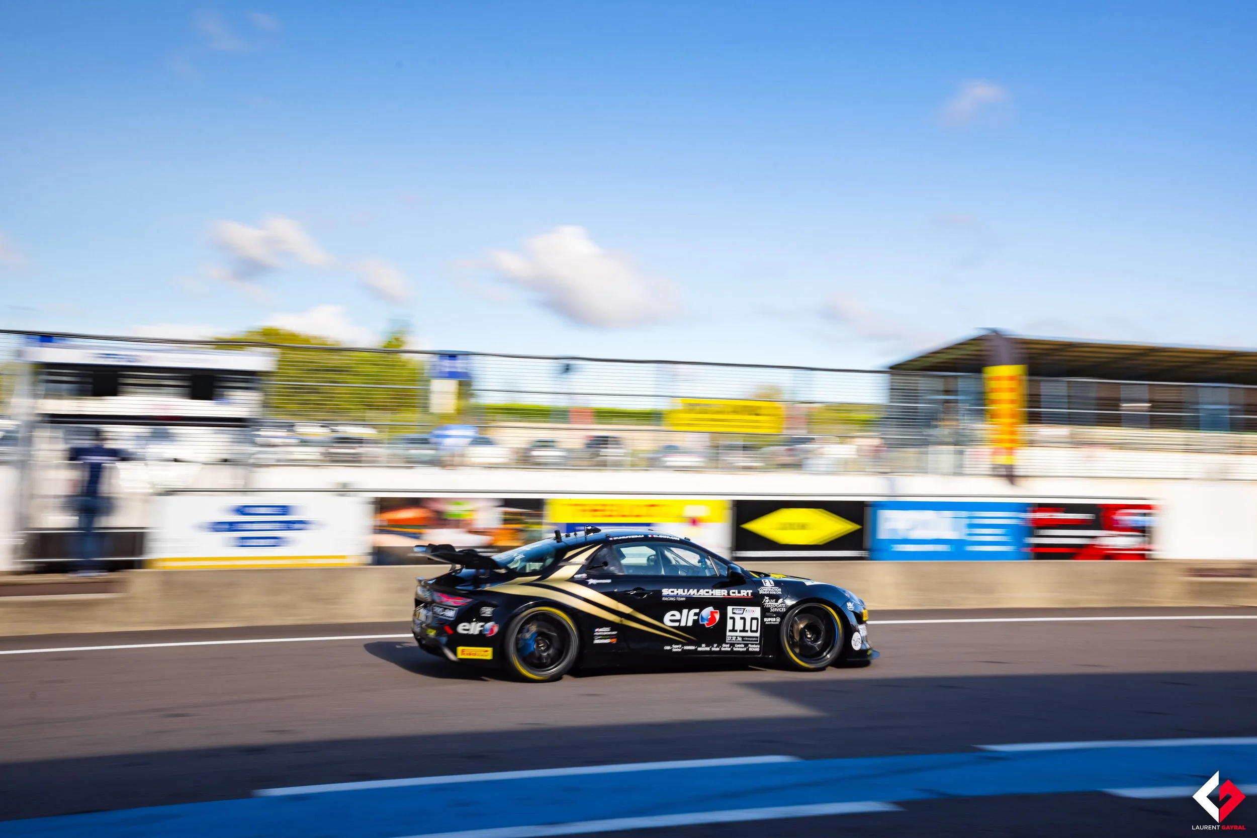 #110 Dijon FFSA GT pitlane.2.jpg