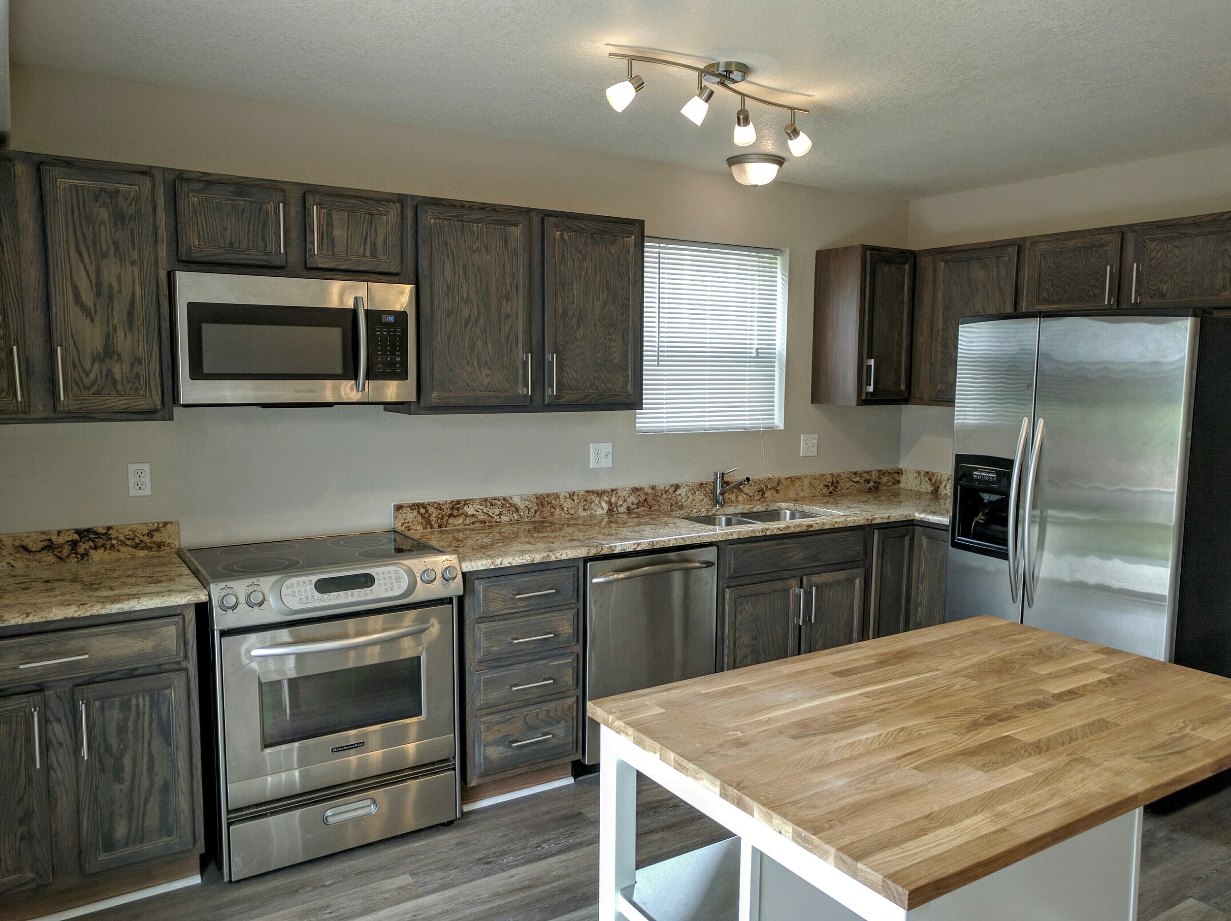 1948 Oakcrest Kitchen After.jpg