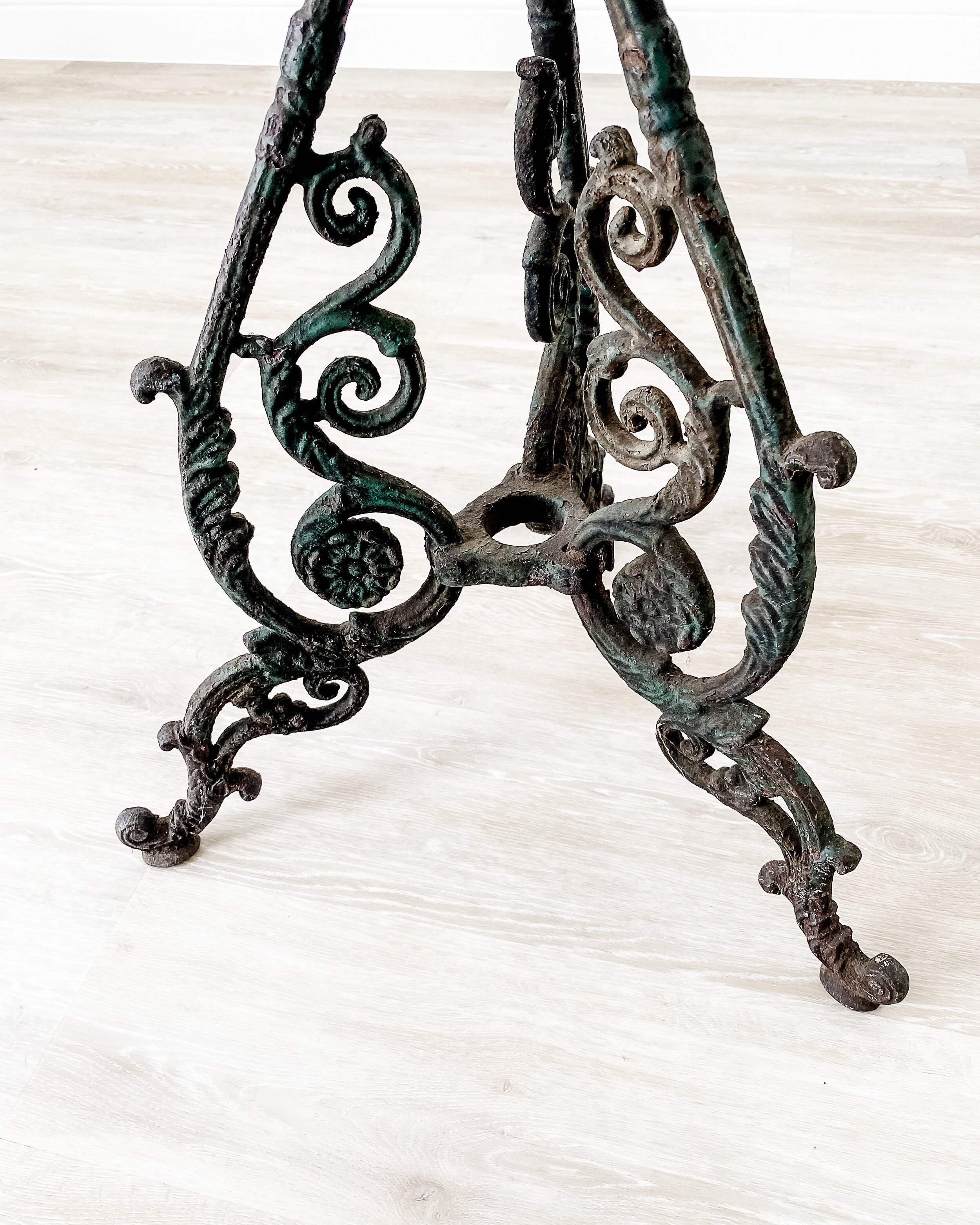Cast+Iron+Garden+Table+8.jpg