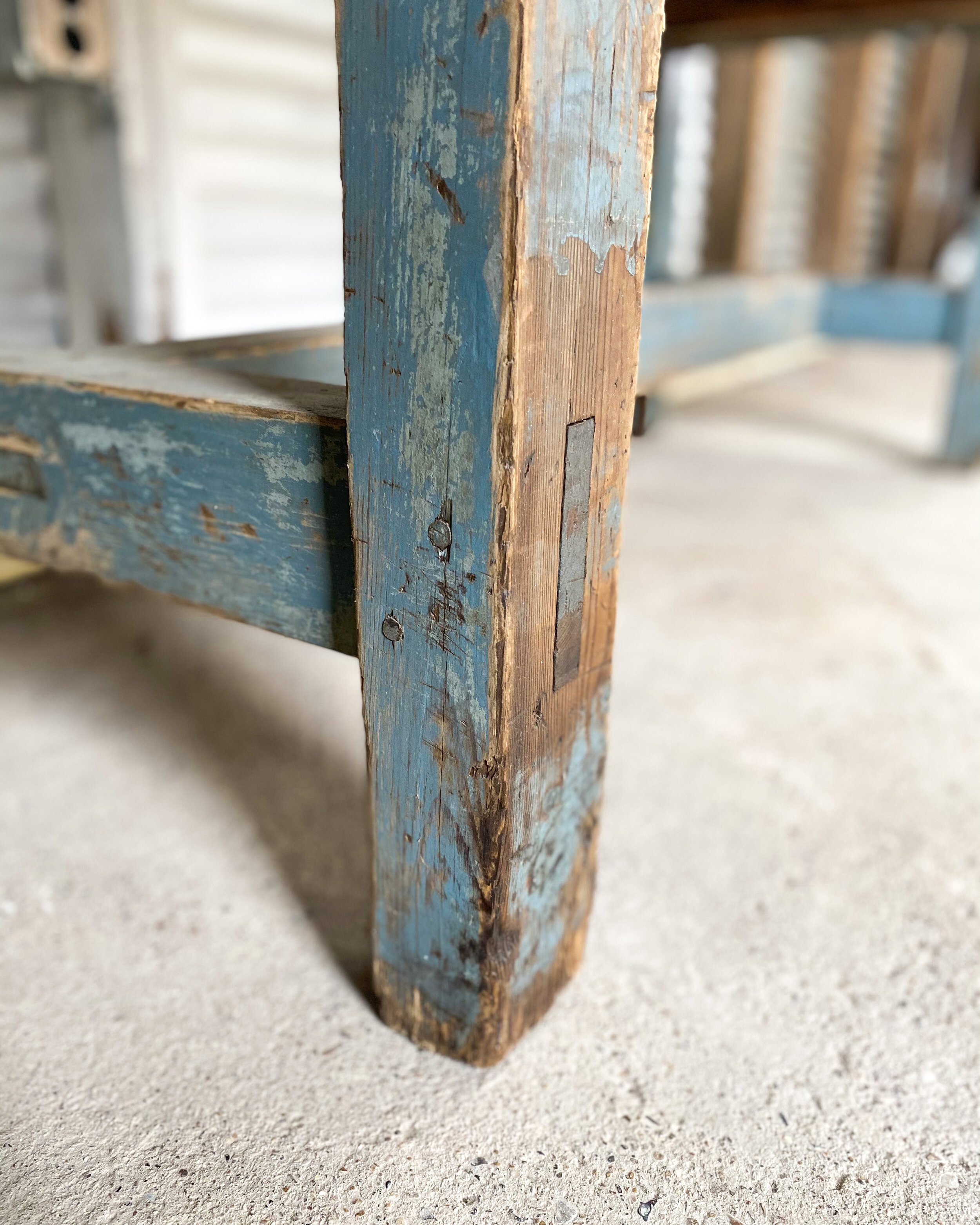 Work+Table+with+Painted+Base+9.jpg