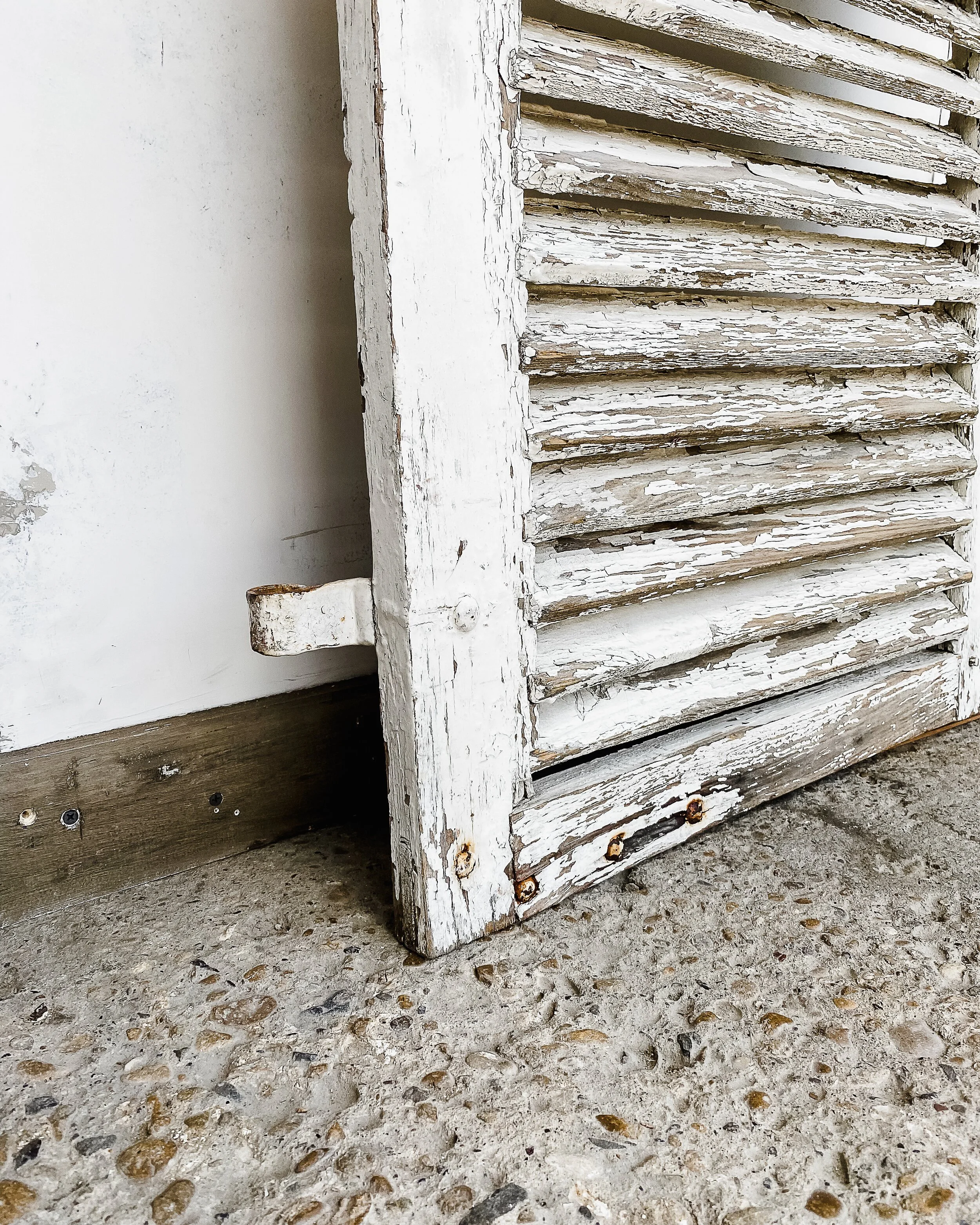 Salvaged+White+French+Shutter+7.jpg