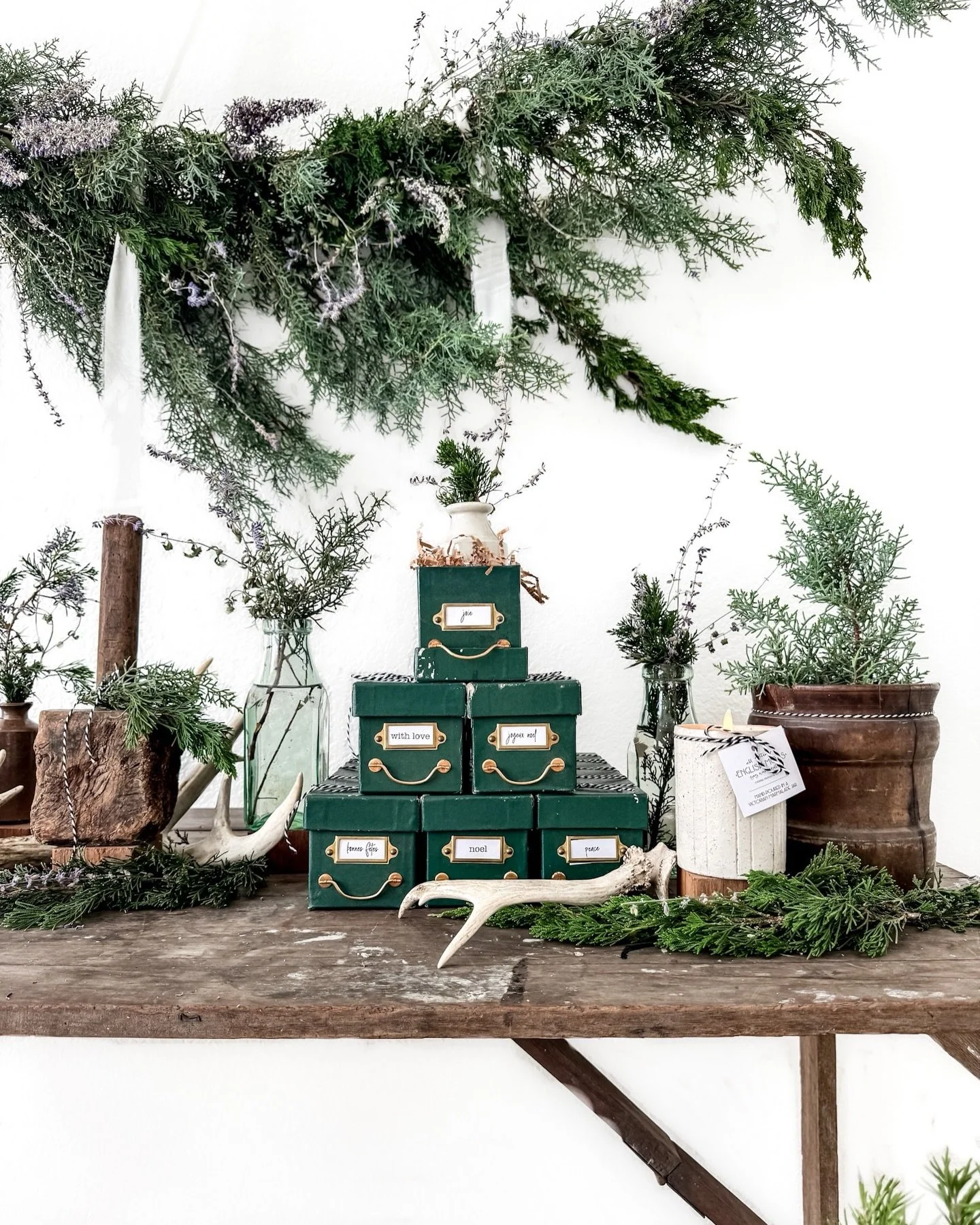 The Christmas Edit 🎄✨

This season, we are celebrating the beauty of old treasures and nature&rsquo;s gifts.

Everything here is shoppable, giftable, and ready to wrap right into those little green boxes. Check out the link to our shop in our bio!