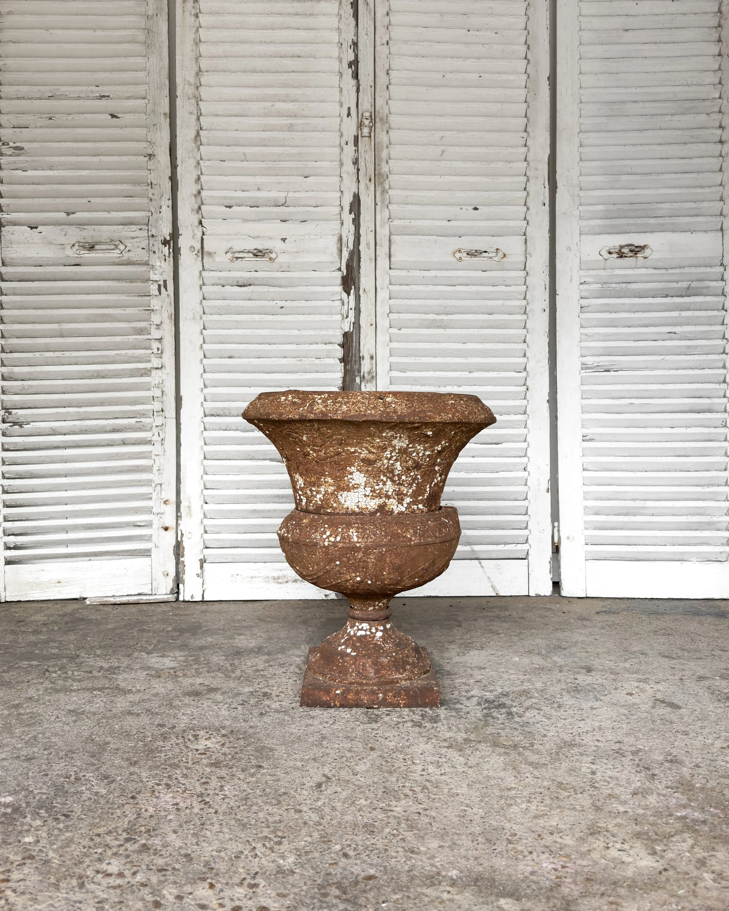 Antique Victorian Cast Iron Garden Urn