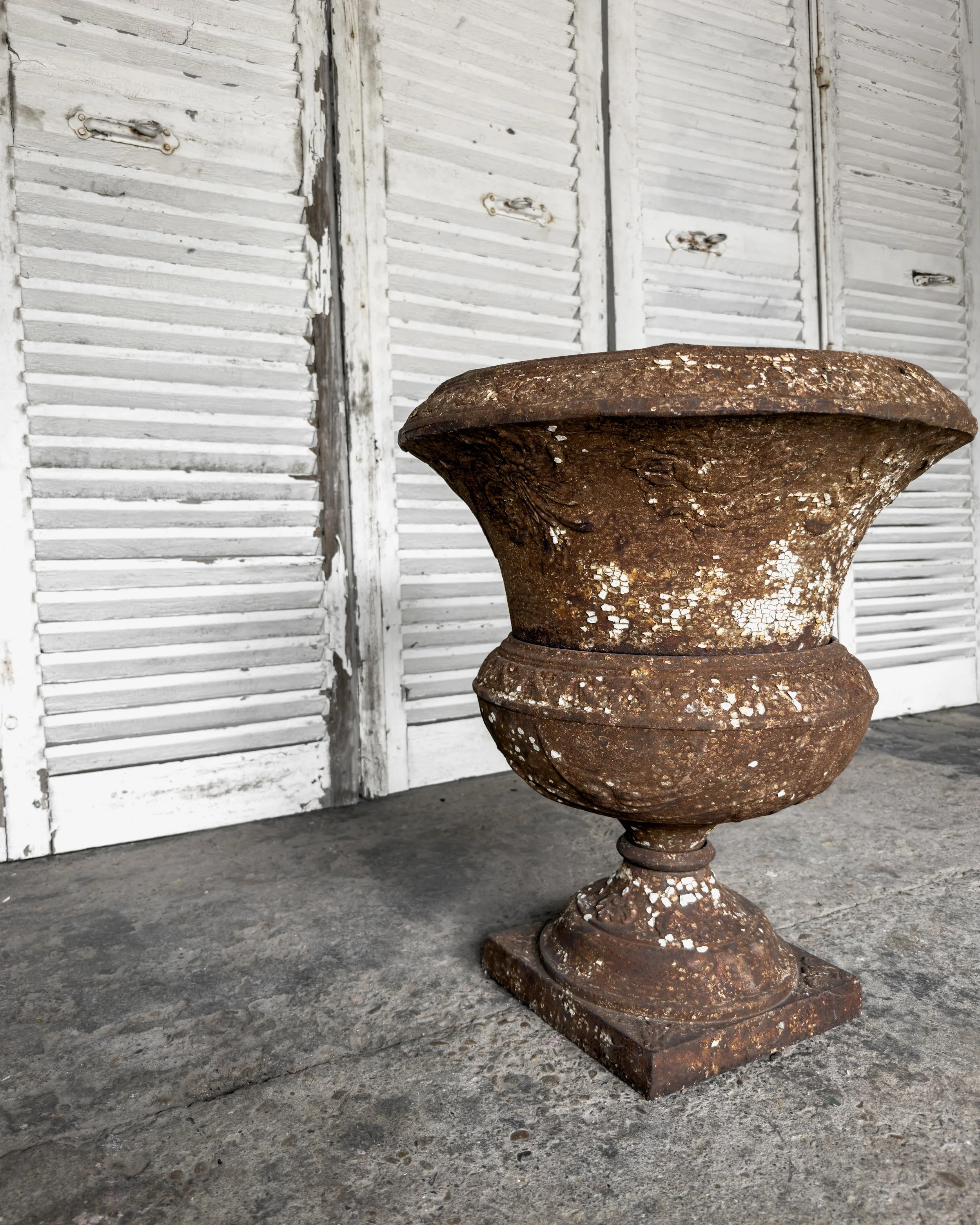 Antique Victorian Cast Iron Garden Urn