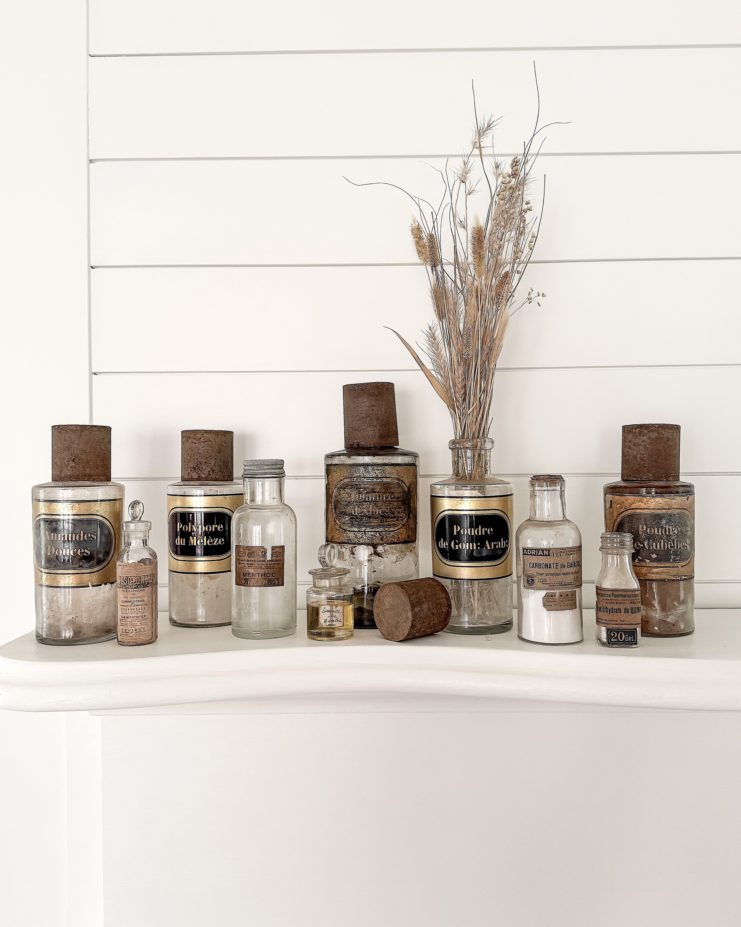 Set of 10 French Apothecary Bottles 26.jpg