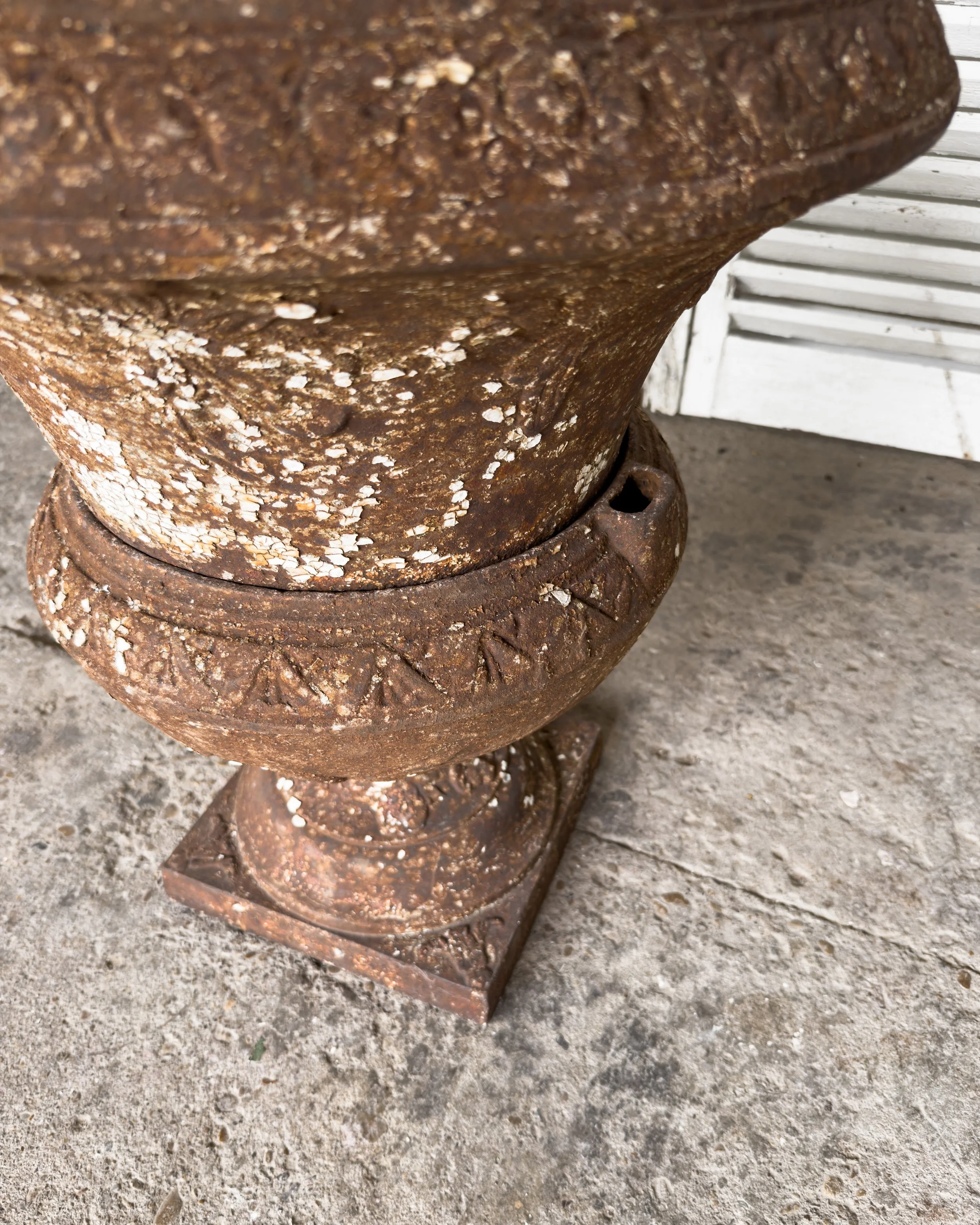 Antique Victorian Cast Iron Garden Urn