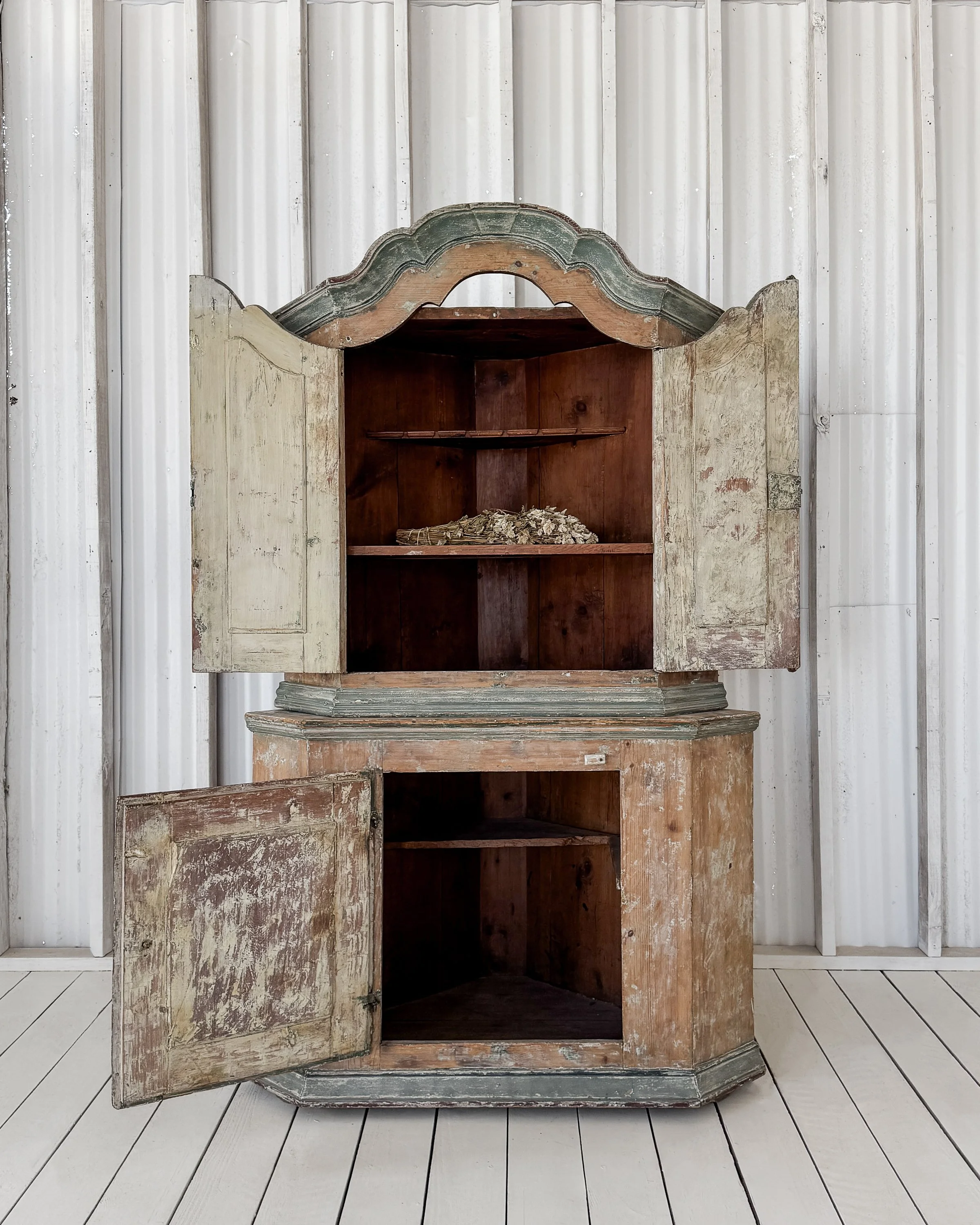 Late Baroque Swedish Corner Cupboard
