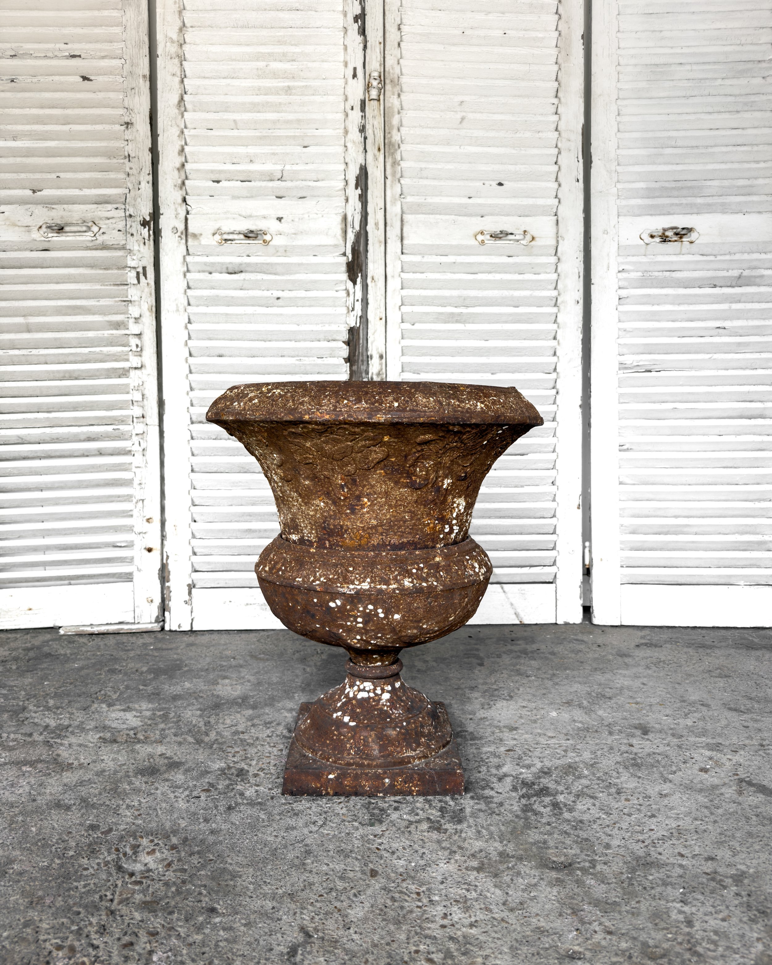 Antique Victorian Cast Iron Garden Urn