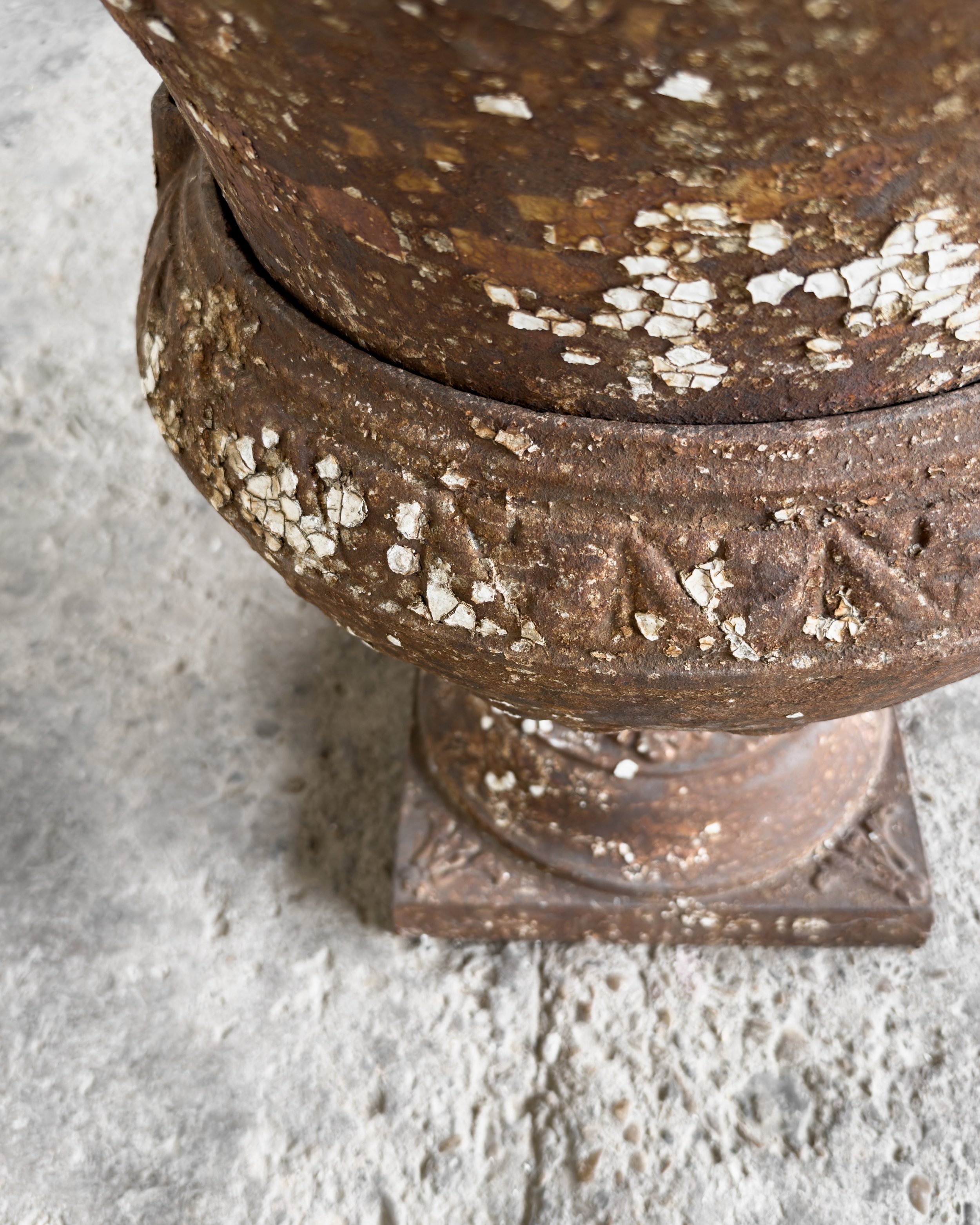 Antique Victorian Cast Iron Garden Urn