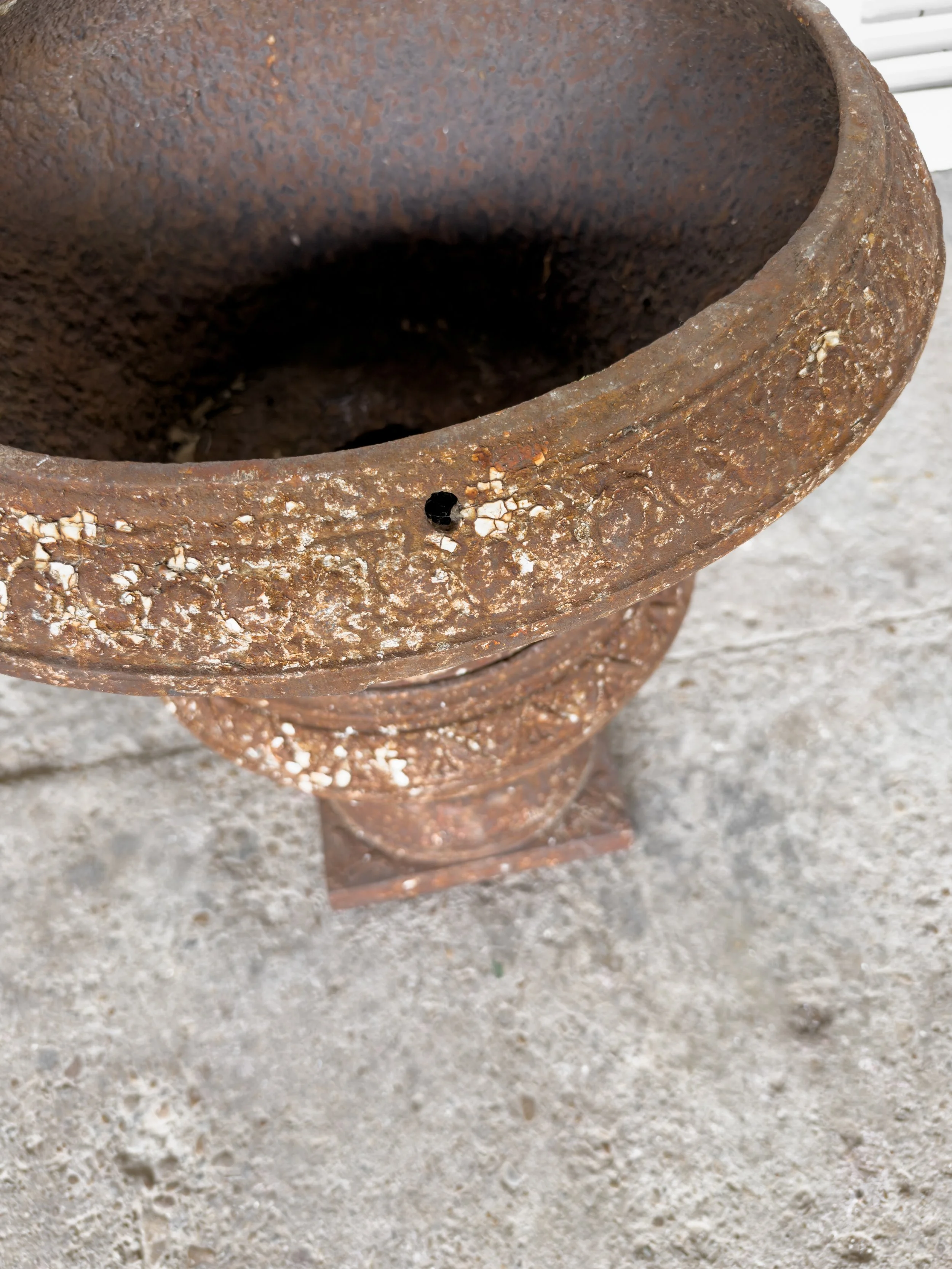 Antique Victorian Cast Iron Garden Urn