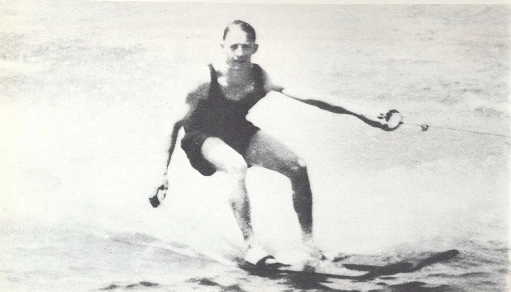 Ralph Samuelson Rides the World’s First Water Skis (1922)