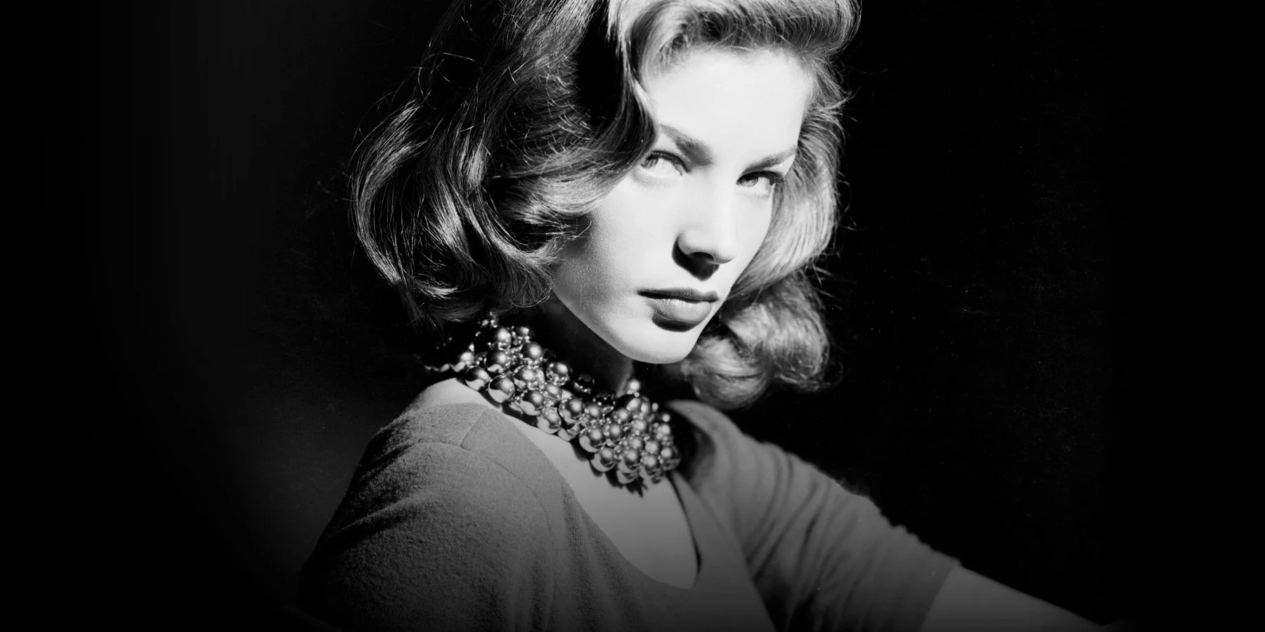 Hollywood icon Lauren Bacall dies