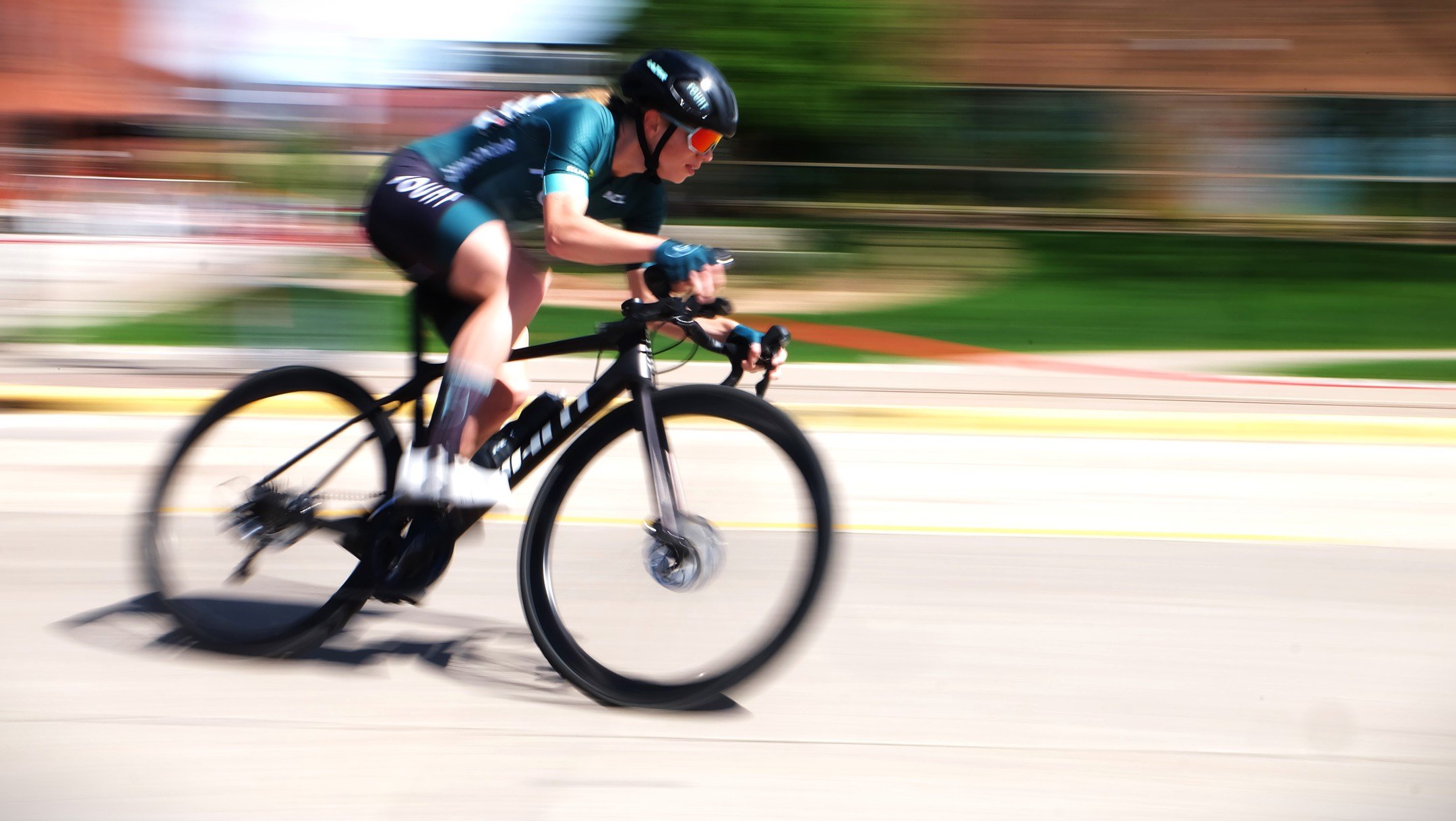 Team B&amp;E (Bree &amp; Eric) of Embark helped support 4 community events this weekend! And we're not even tired yet...

This blurry photoset is from the Sunday Criterium, part of the La Crosse Omnium's three day road bike race series produced by @o