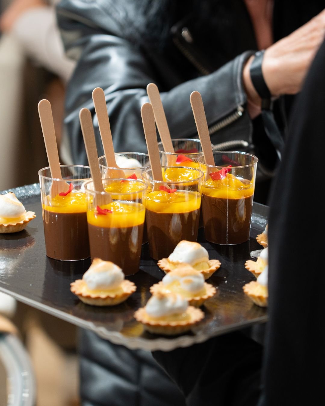 ✨𝗙𝗼𝗹𝗹𝗼𝘄𝗶𝗻𝗴 𝘁𝗵𝗲 𝗳𝗶𝗿𝘀𝘁 𝘁𝘄𝗼 𝗲𝗱𝗶𝘁𝗶𝗼𝗻𝘀 𝗶𝗻 𝗠𝗮𝘆, 𝗛𝘂𝗴𝗼 𝗕𝗼𝘀𝘀 𝗿𝗲𝗰𝗲𝗻𝘁𝗹𝘆 𝗵𝗼𝘀𝘁𝗲𝗱 𝘁𝗵𝗲 𝗹𝗮𝘁𝗲𝘀𝘁 𝗶𝗻𝘀𝘁𝗮𝗹𝗺𝗲𝗻𝘁 𝗼𝗳 𝗶𝘁𝘀 𝗩𝗜𝗣 𝗘𝘃𝗲𝗻𝘁 𝗮𝘁 𝗗𝗲𝘀𝗶𝗴𝗻𝗲𝗿 𝗢𝘂𝘁𝗹𝗲𝘁 𝗟𝘂𝘅𝗲𝗺𝗯𝗼𝘂𝗿𝗴!