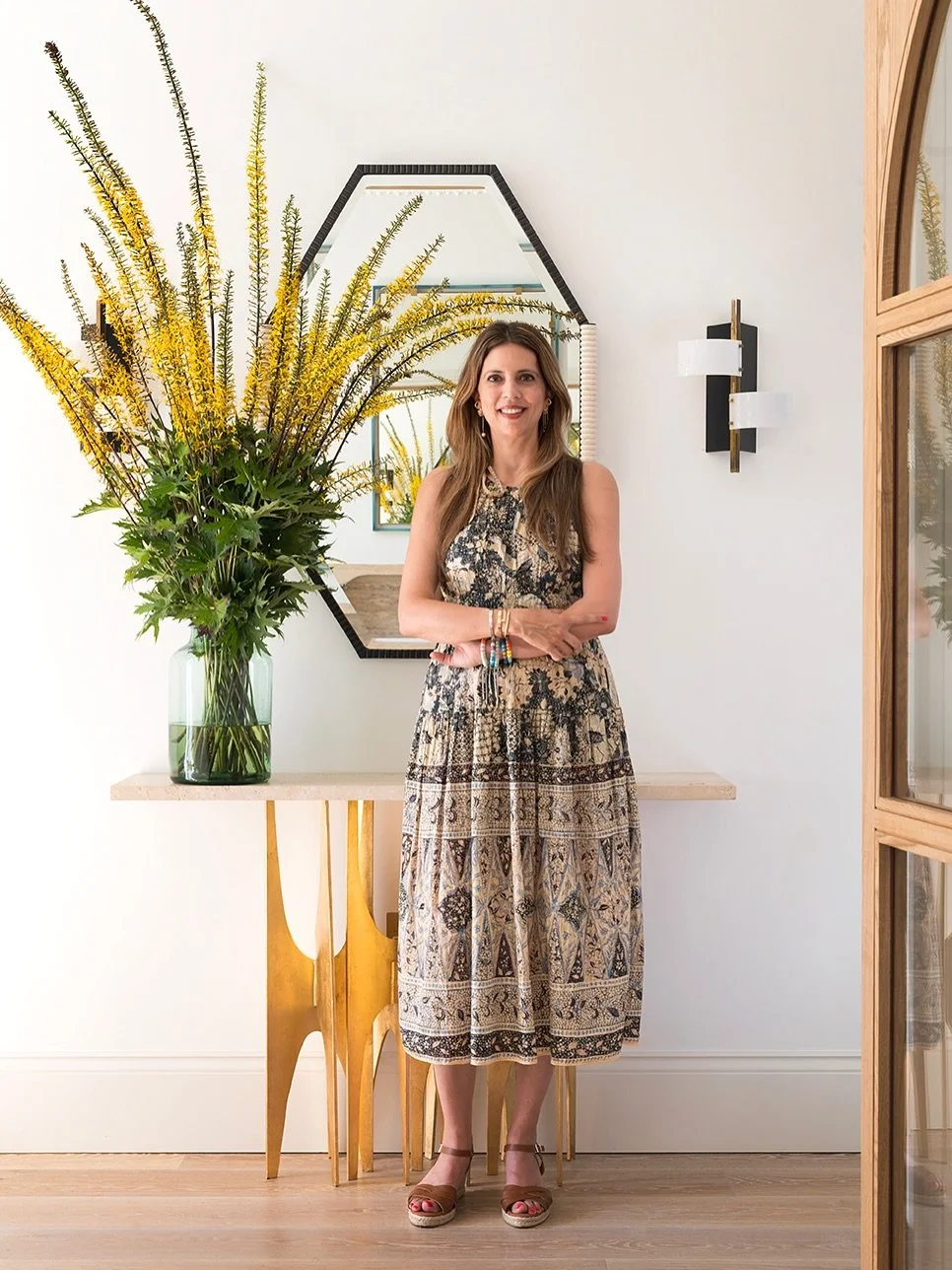 One Studio.
Many areas of expertise. 

Styling
Sourcing
Art Consultancy
Vintage Sourcing
Bespoke Pieces
Art Commissions
Furniture Design
Customisation
Art Services
Vintage
Collectibles
Interior Design
Interior Architecture
Collectible Pieces

#miriam