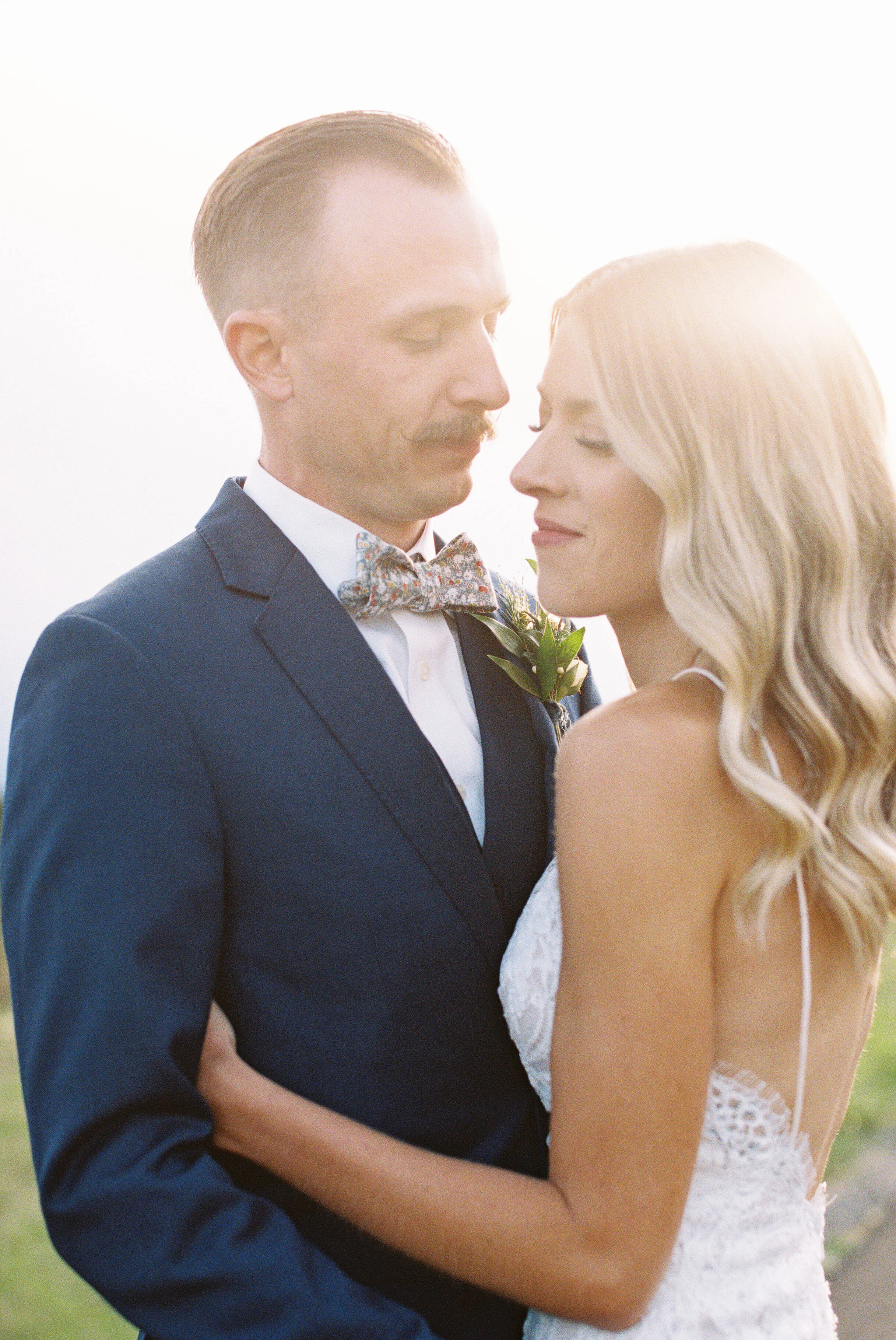 AmyTrevor_OregonFarmWedding-46.jpg