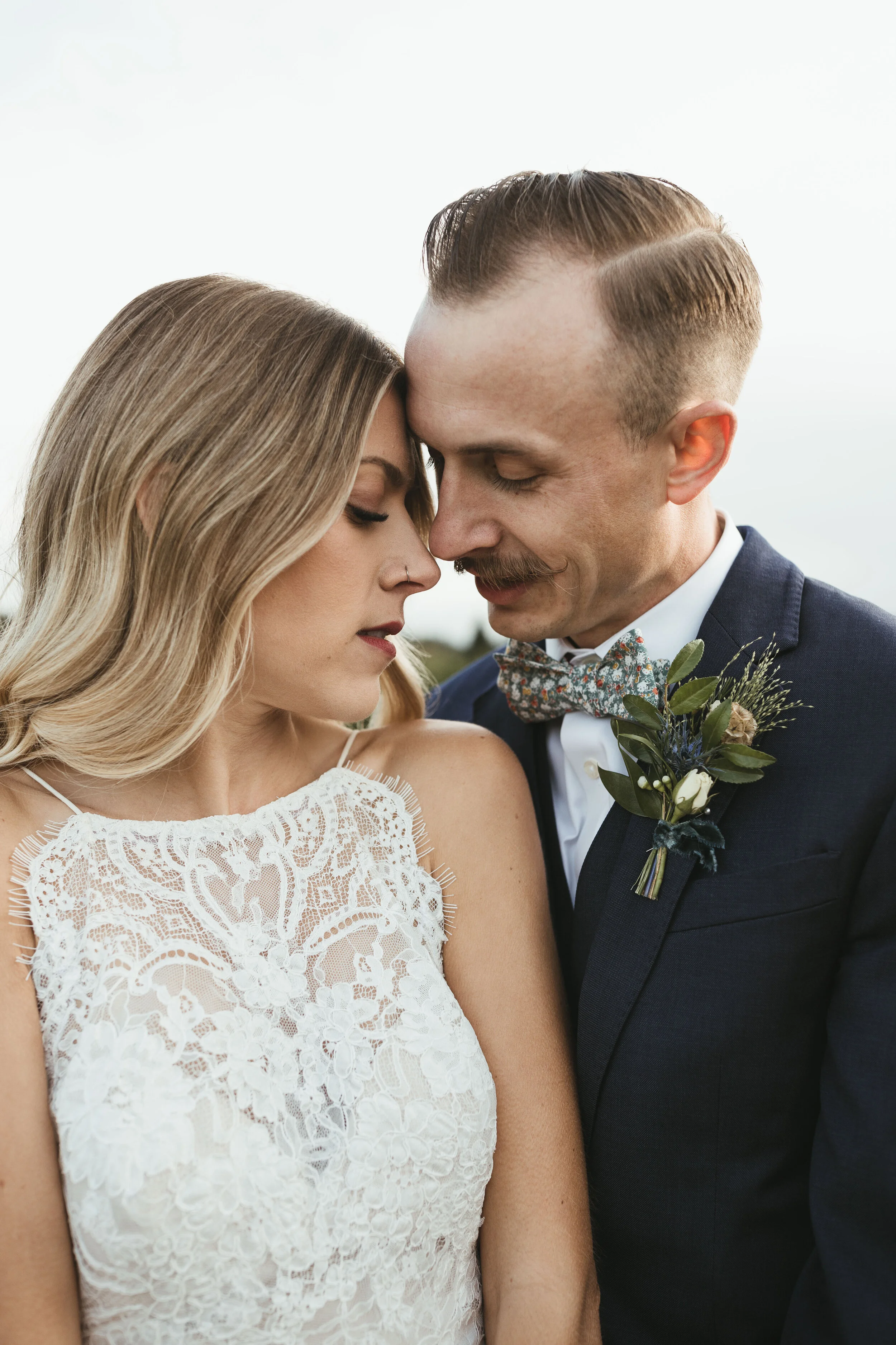 AmyTrevor_OregonFarmWedding-33.jpg
