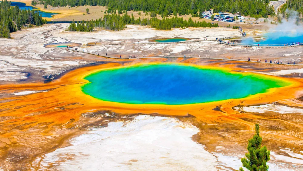 yellowstone.jpeg