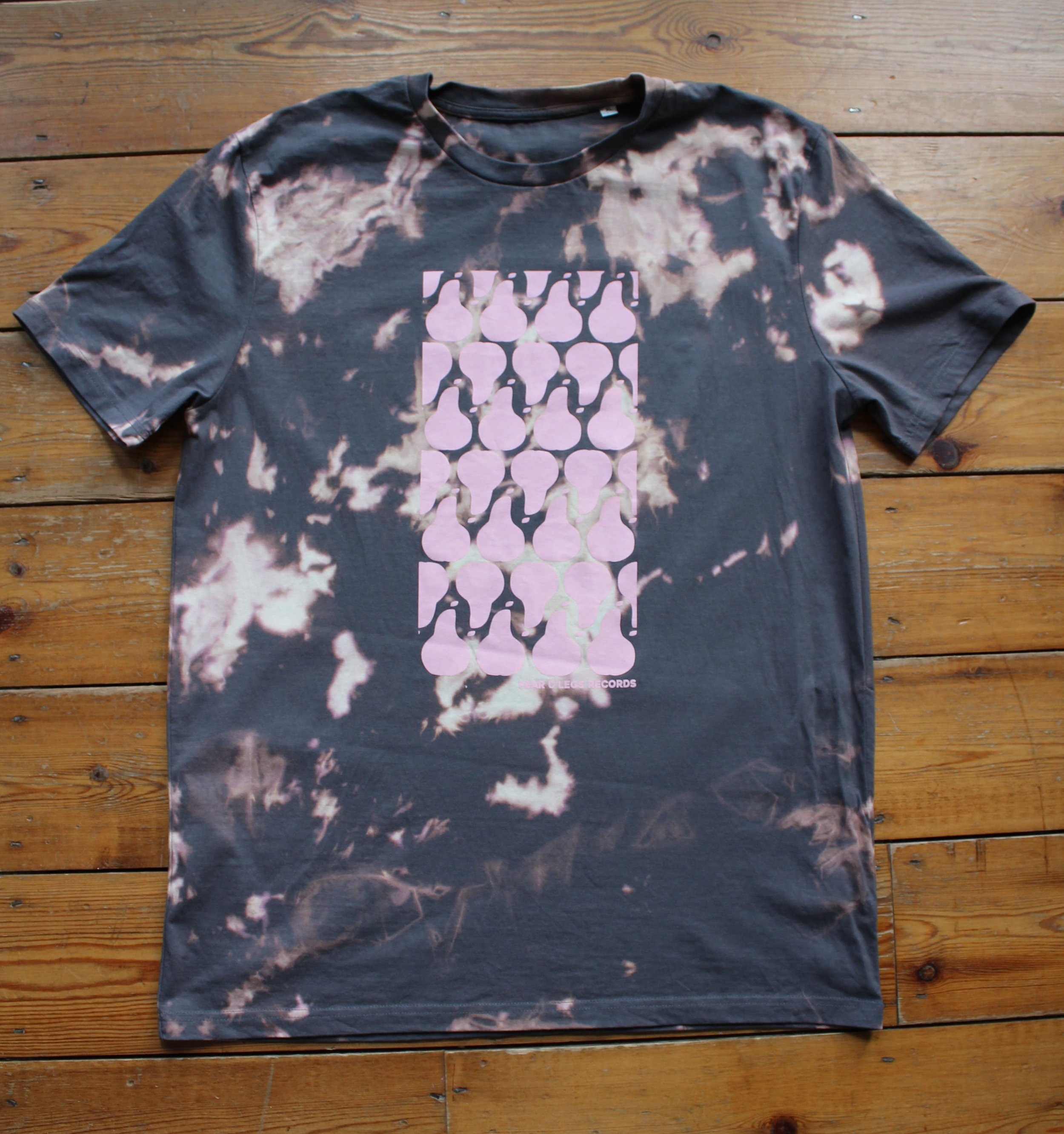 tie dye grey and pink XL front-min.JPG