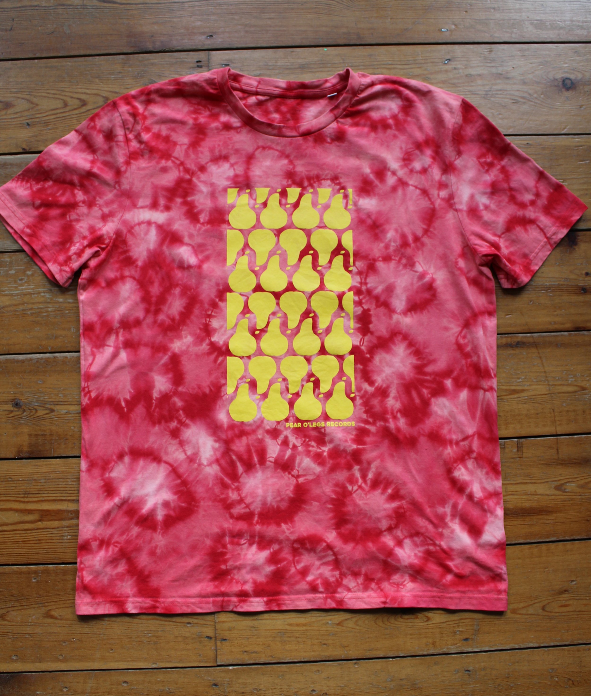 tie dye red and yellow XL front.JPG