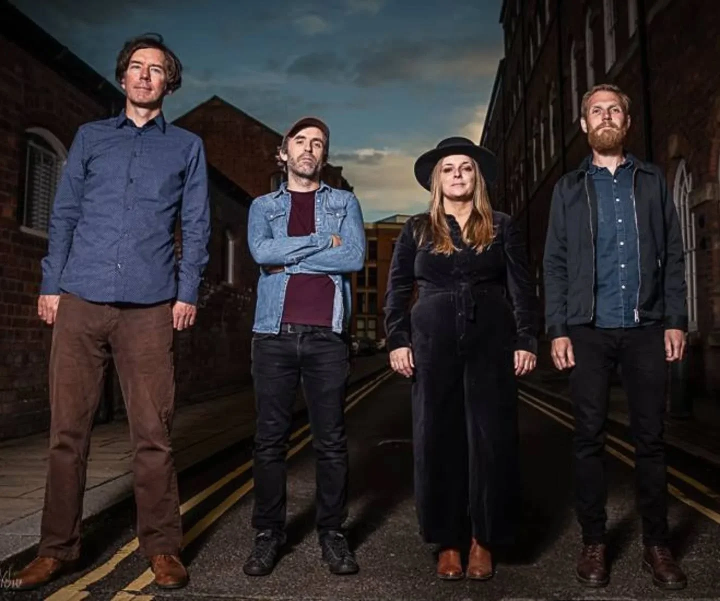 Tomorrow at @theharlequinsheffield we have the wonderful @thedecemberflowers playing alongside @robbiethompsong 

Ticket link in our bio and at @sheffieldfolkguide

See you there!

#americana #vermints #sheffieldmusic #sheffieldfolk