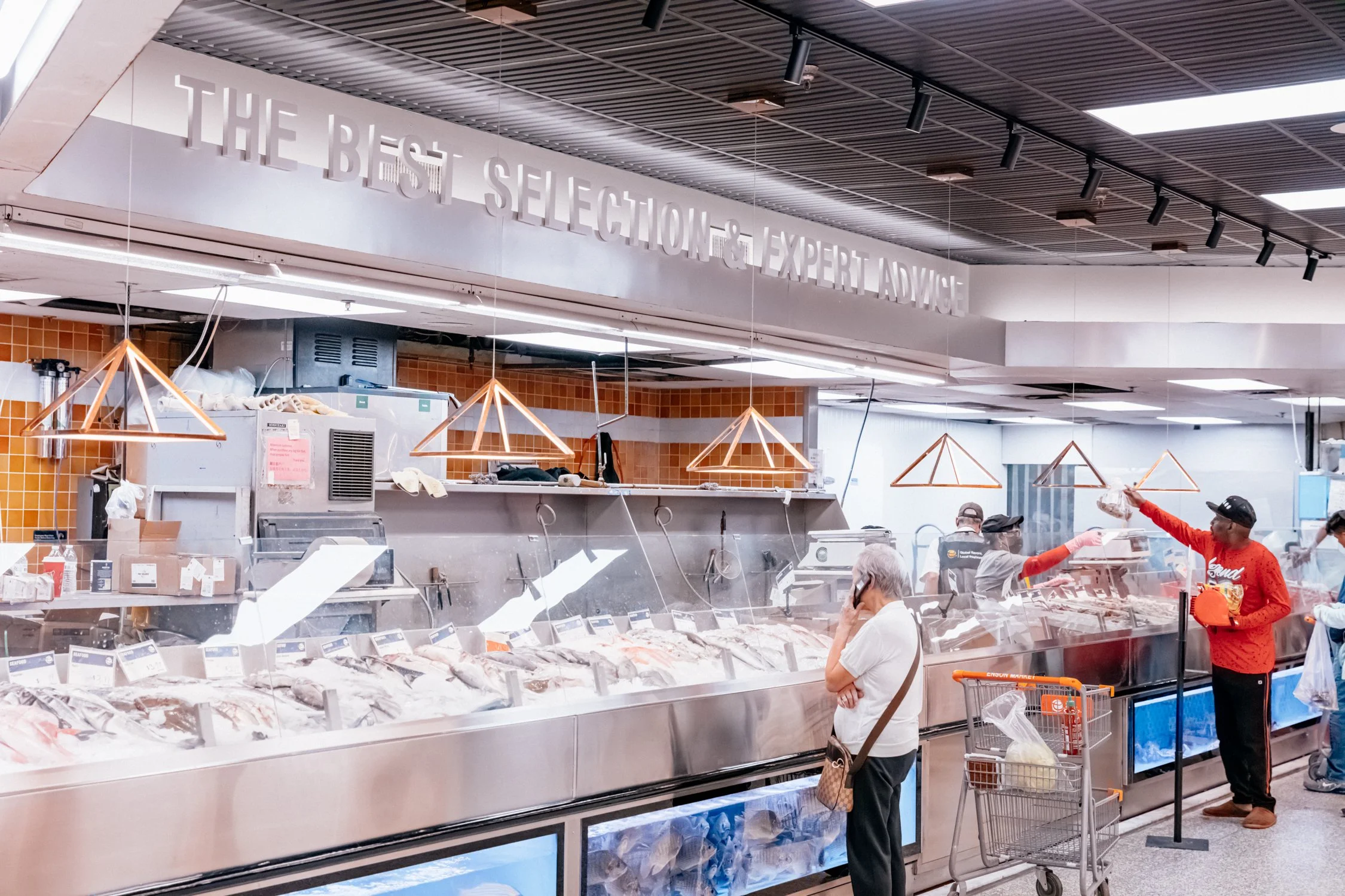 Enson Market Photos - a3y99t9