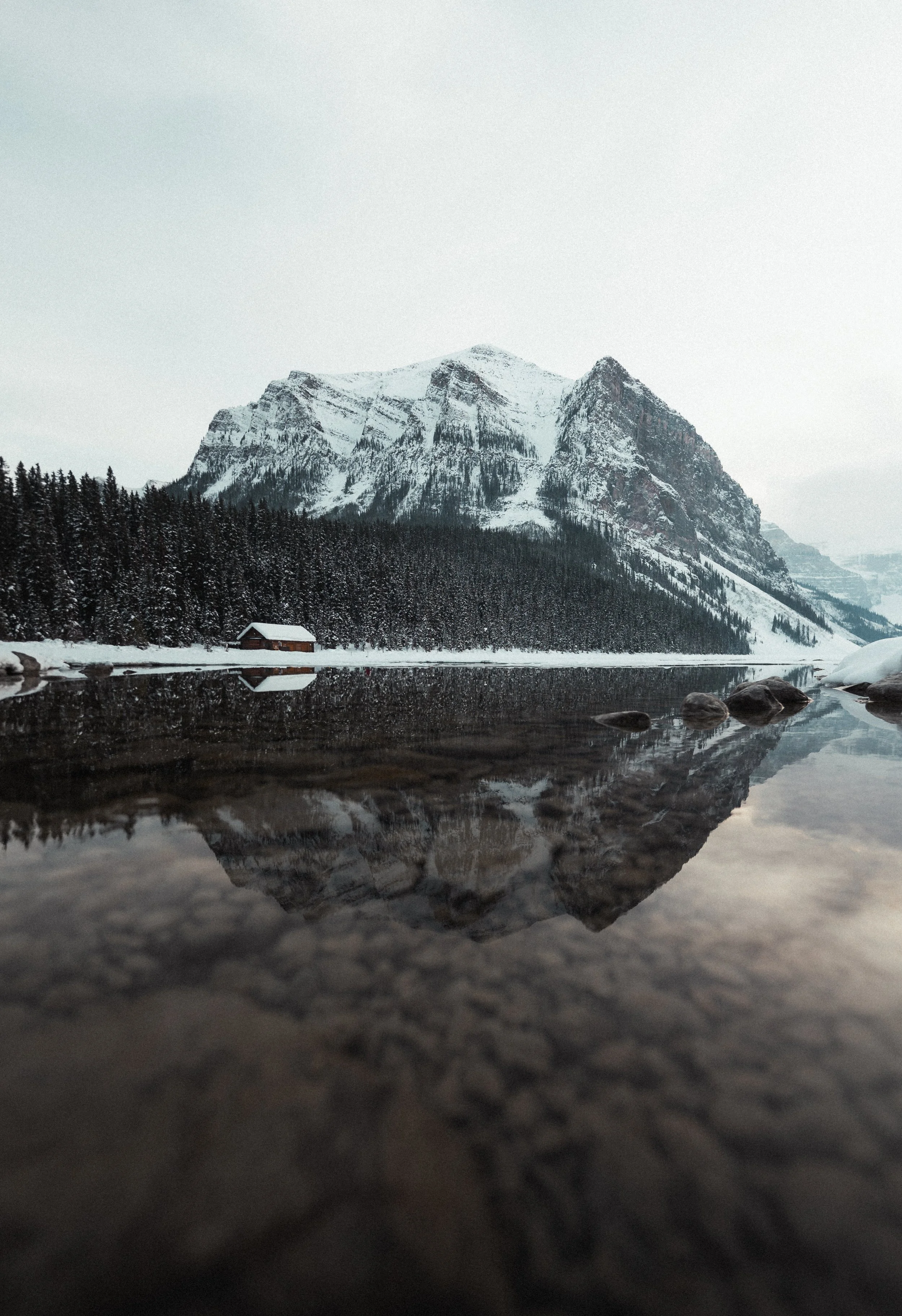 Banff 2025 Lake Louise Set-2.JPG