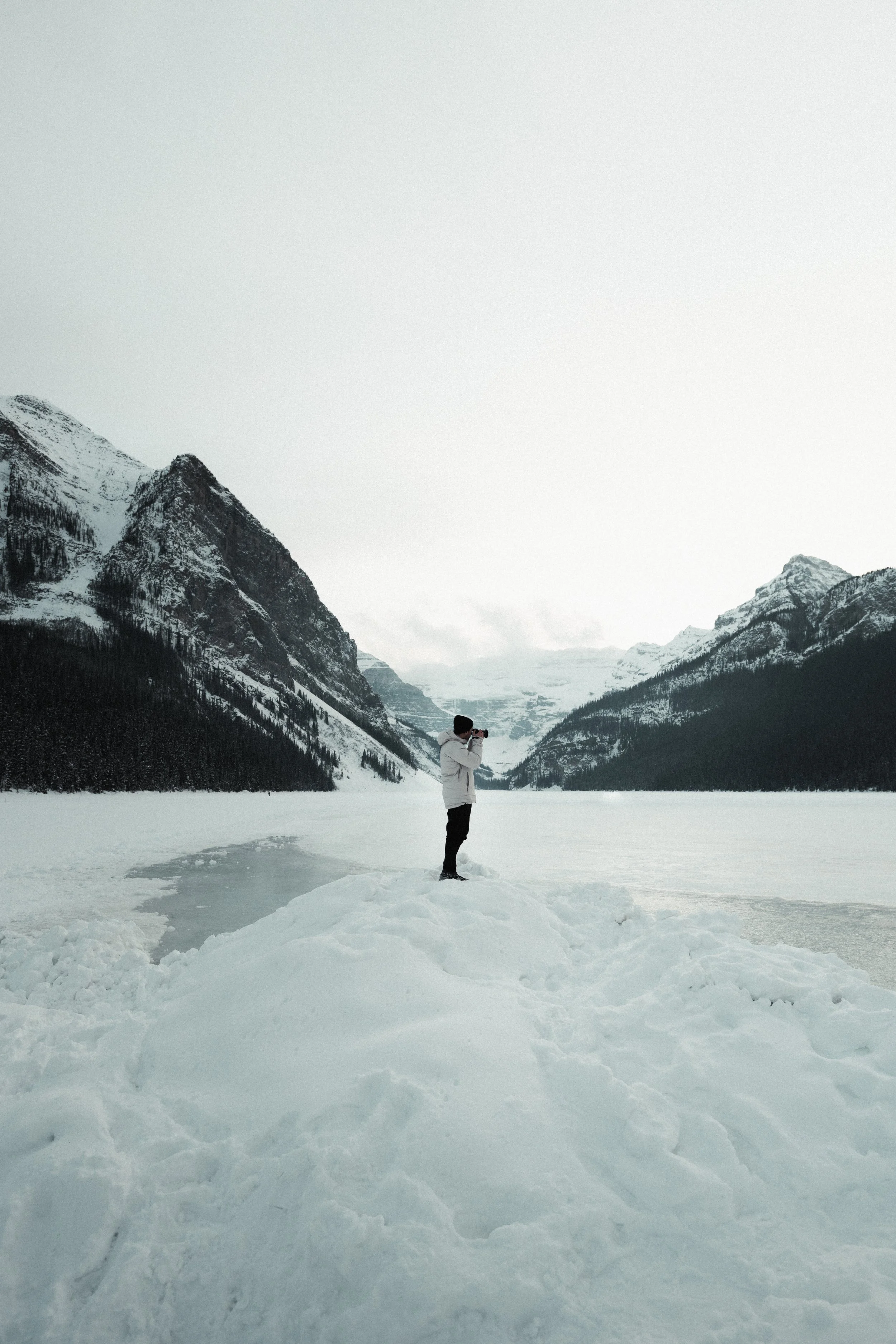 Banff 2025 Lake Louise Set-5.JPG