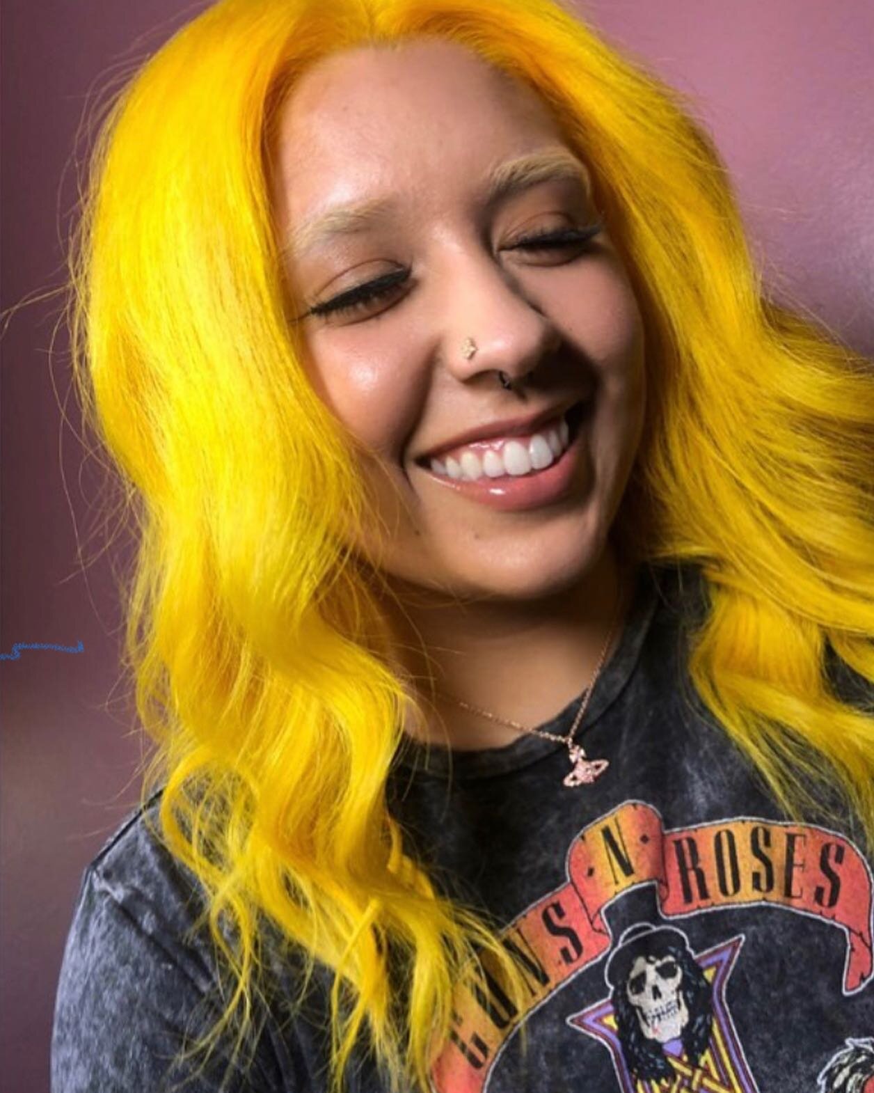 I got a pocket, got a pocketful of sunshine ☀️ ______________________________________ We are loving this yellow by #pravanavivids. It&rsquo;s long lasting, bright, &amp; beautiful. ⁣
.⁣
.⁣
.⁣
.⁣
.⁣
#hairgoals #colormelt #hairstylist #pravanacollectiv