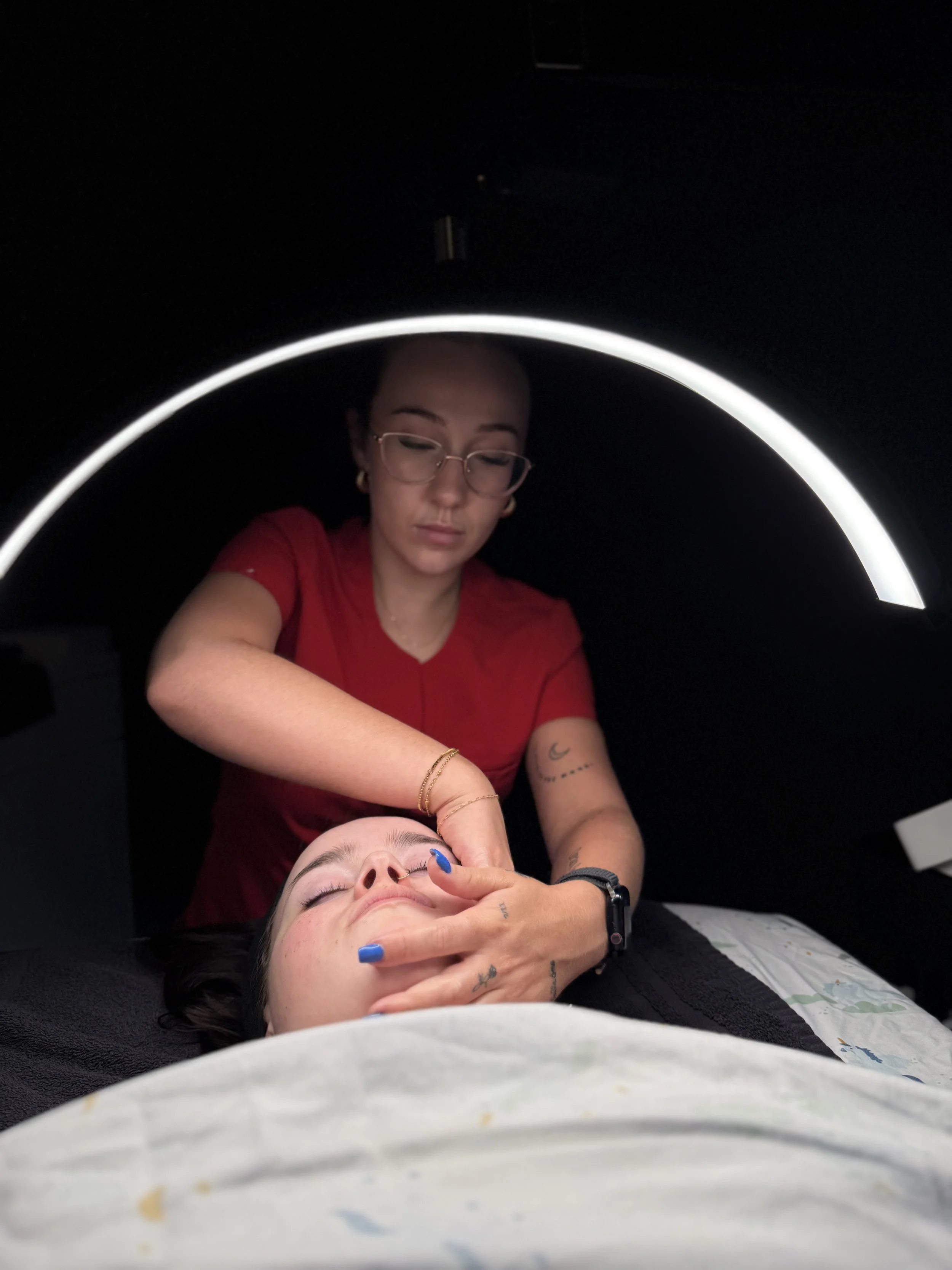 Sculpting Facial Massage