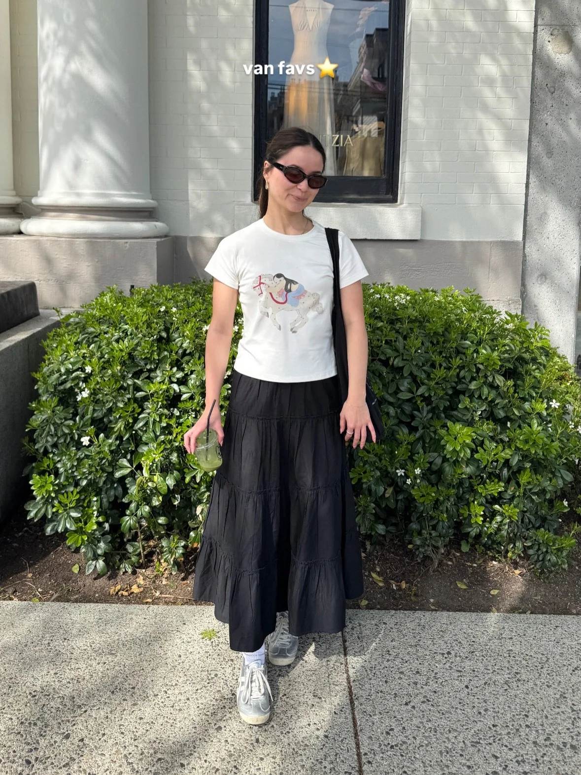 @everydayedyta i love your city i love your friends 🎀🌎🌊🏔️🌞🍵🌲☁️