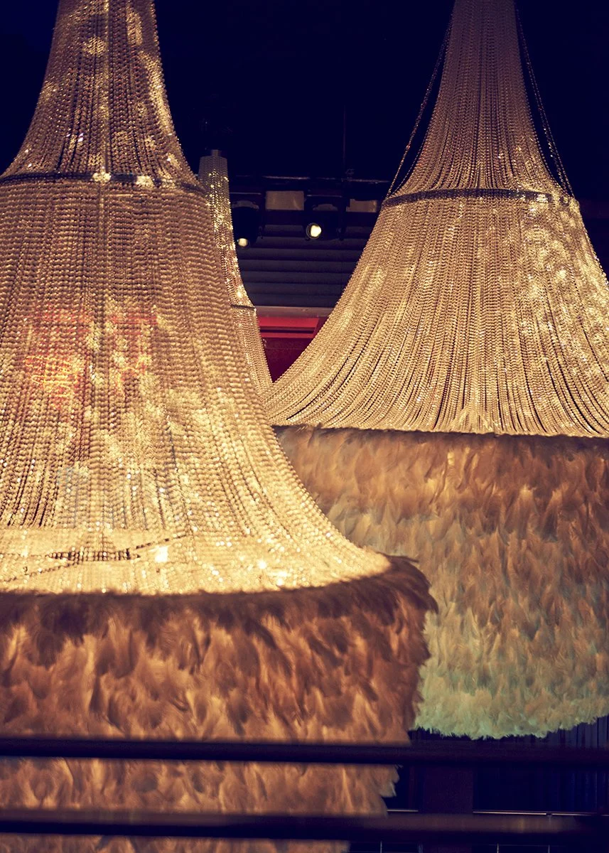 Tiffany's Party - Chandeliers 