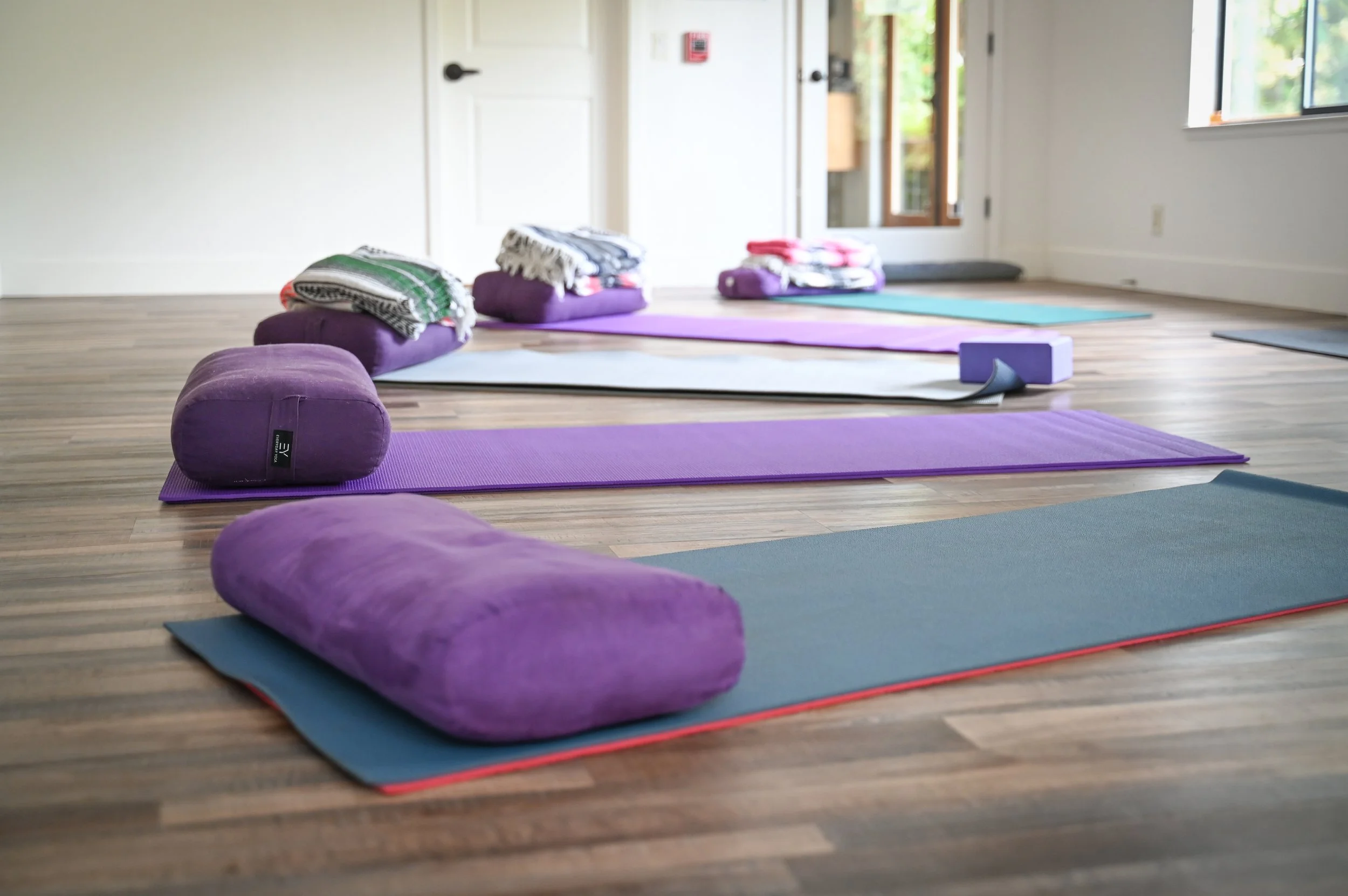 230521-A Jeanette Conery Yoga Studio-9.jpg