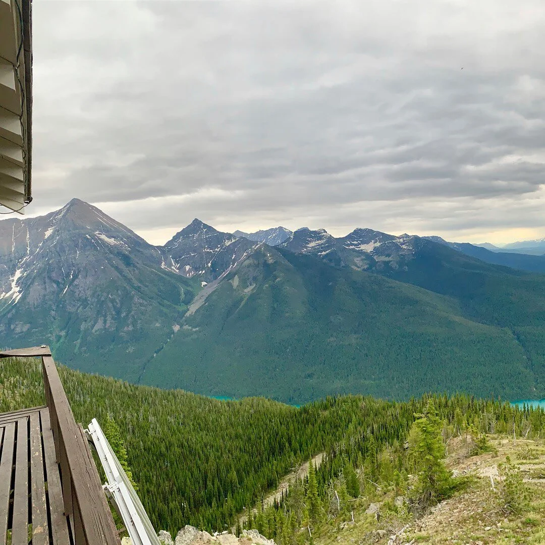 Hiked over 10 miles in cycling shoes through light sprinkles for this one, def worth it. #doitforthegram #idontdosprinkles #numalookout #hikingisthenewgravel #hikersdigest #hikersareshredderstoo #unlessyouareinmarin