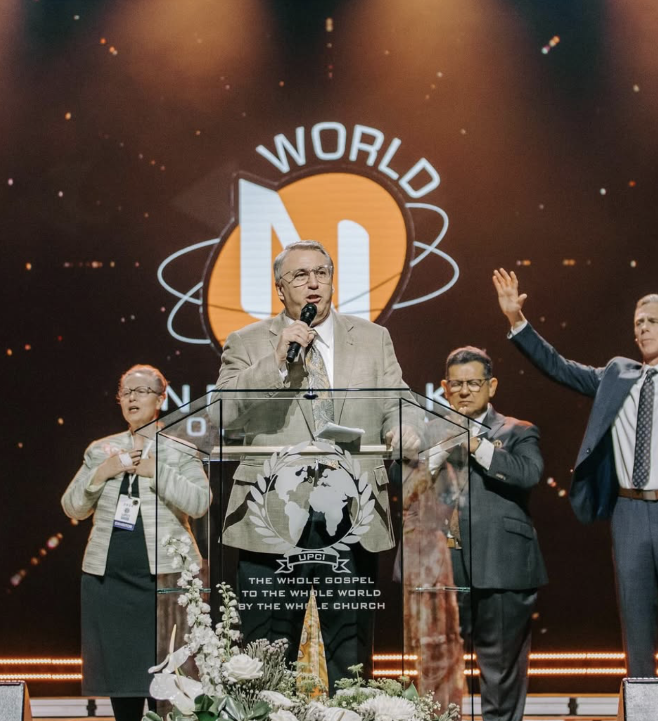 Scroll to See General Conference Pre-Service Prayer Photos!