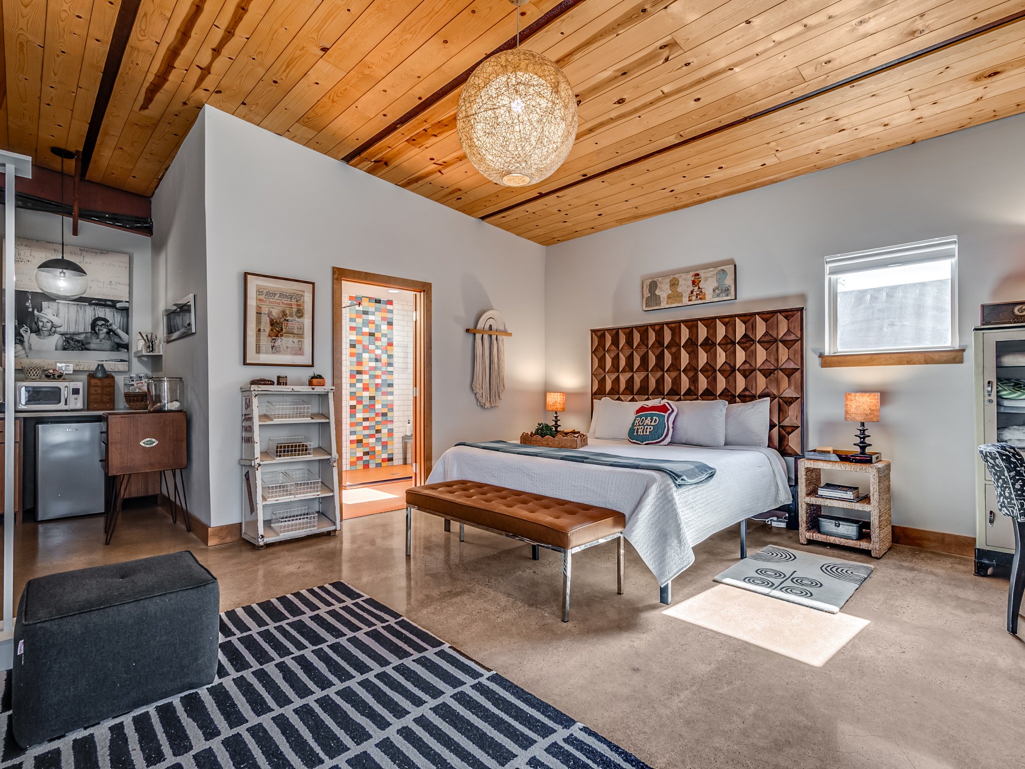 425 E Lake Dr-23.jpg
