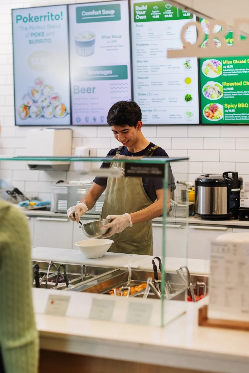 Why Pokerrito’s Hoodless Store System Is a Game Changer in the QSR Industry