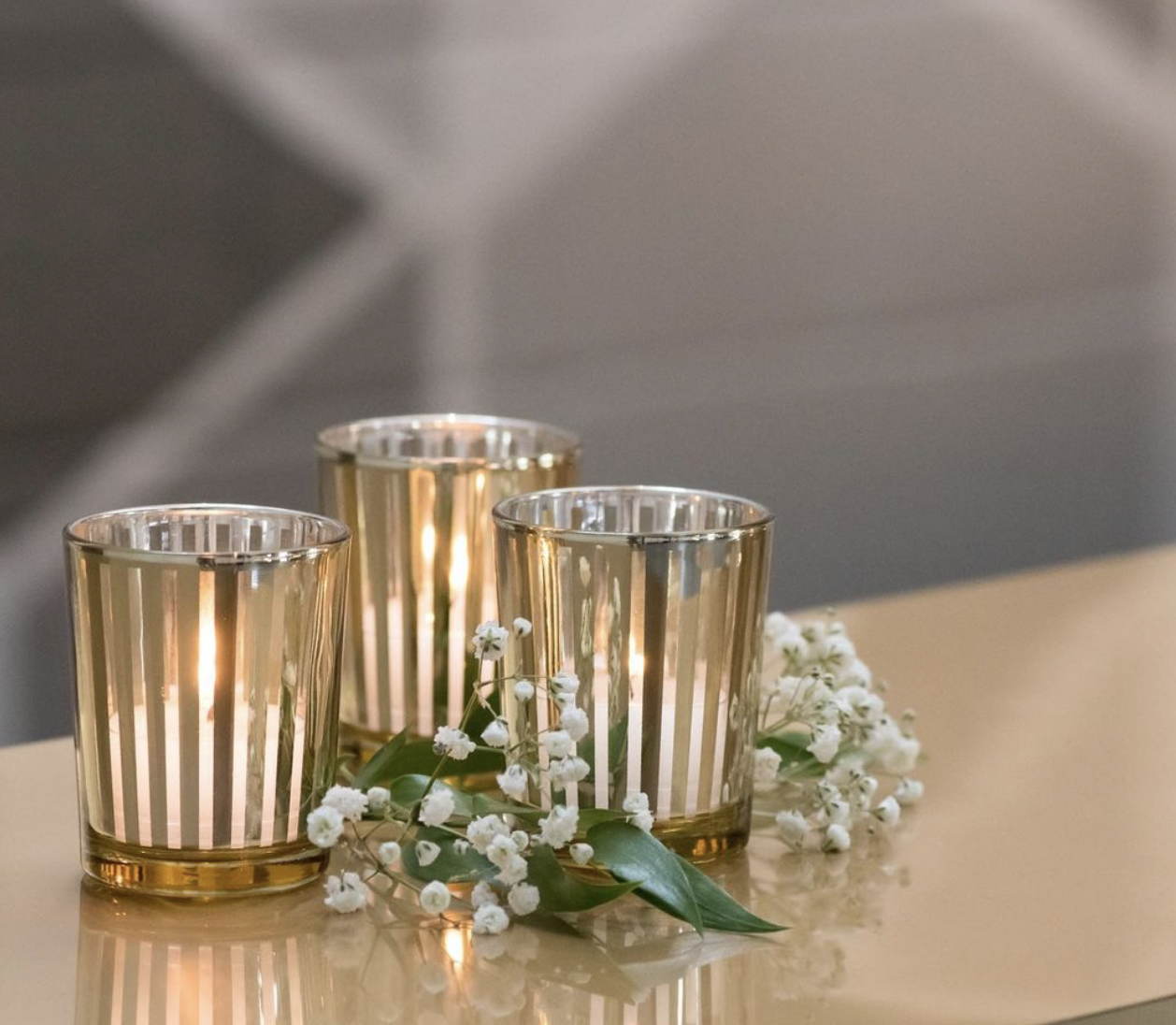 signature drinks, bar decorations