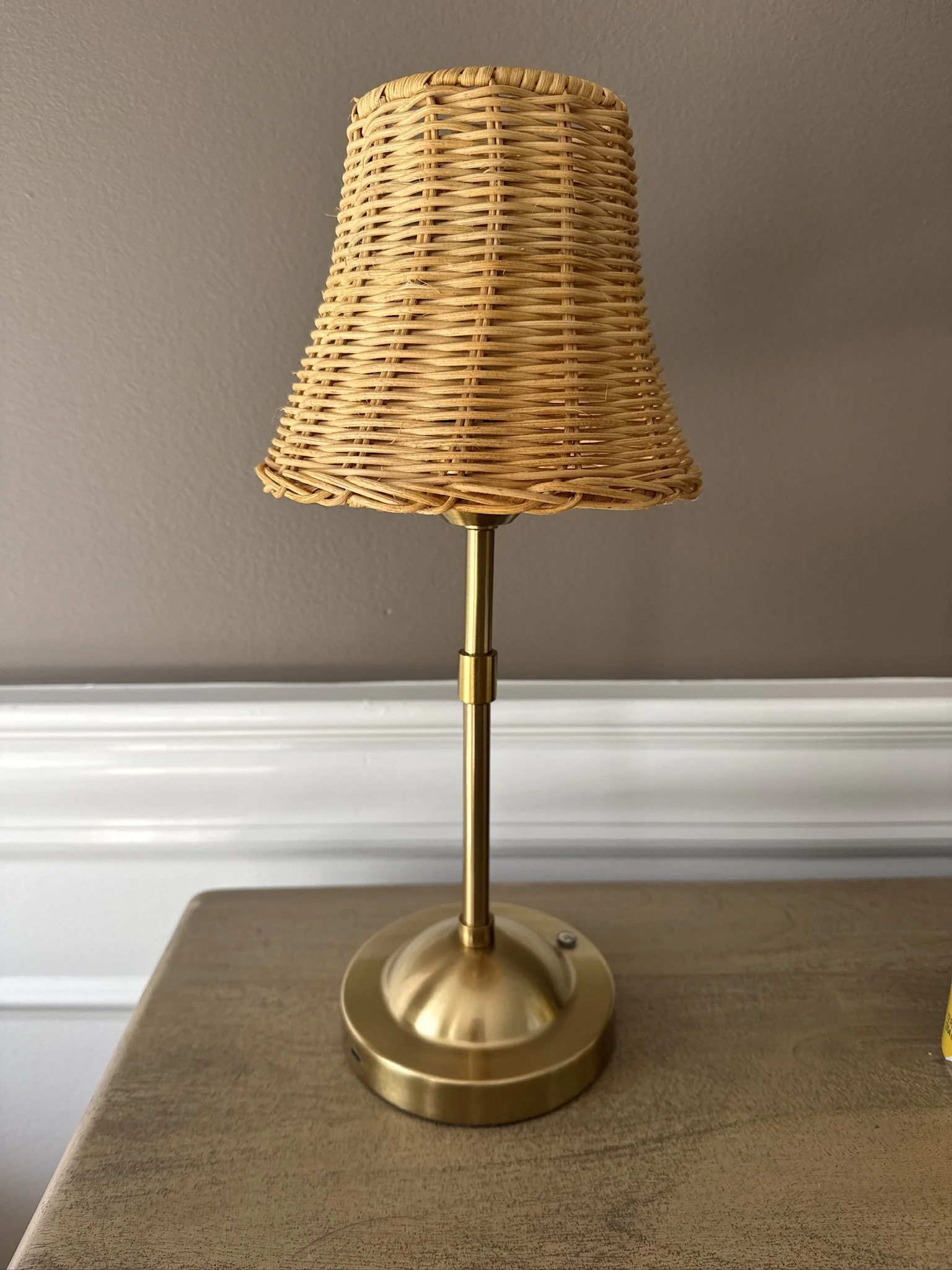 Rattan LED Lamp #SP100 | $8.50 each 