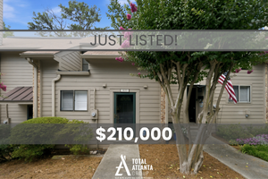 ❗️NEW ❗️ This beautiful townhome features an open-concept floor plan designed for today's lifestyle!