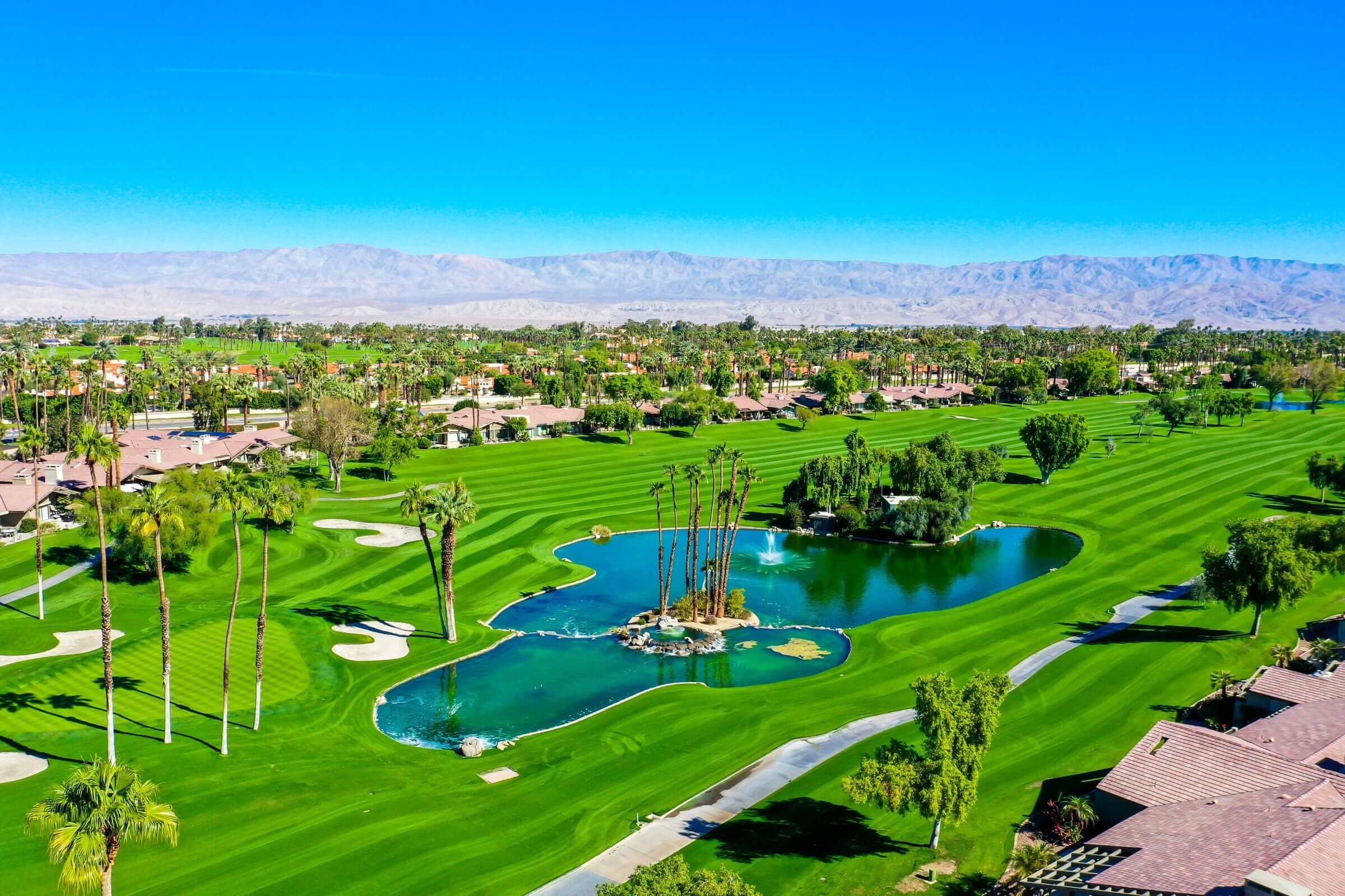 the lakes country club palm desert golf
