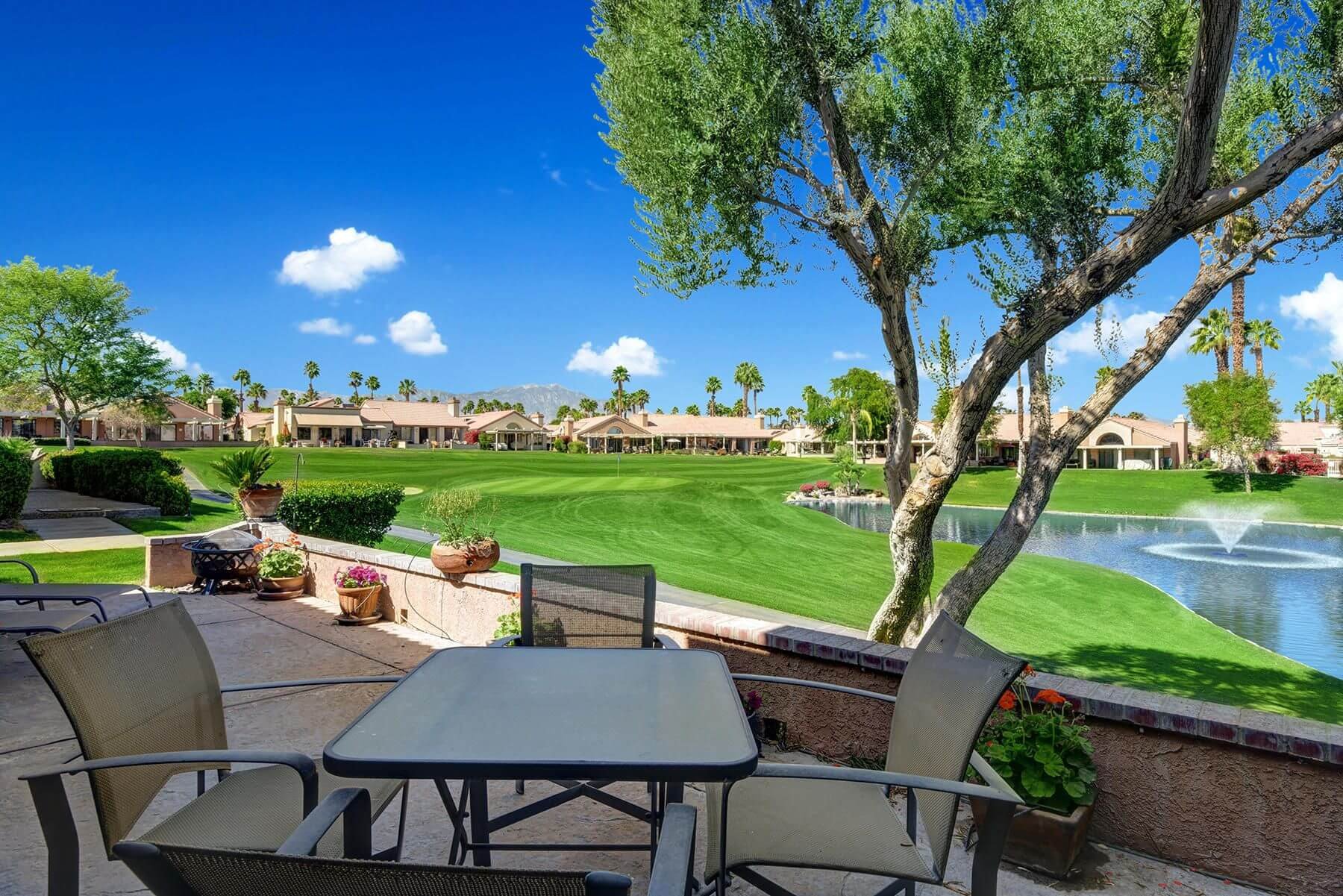 Oasis Country Club Rentals