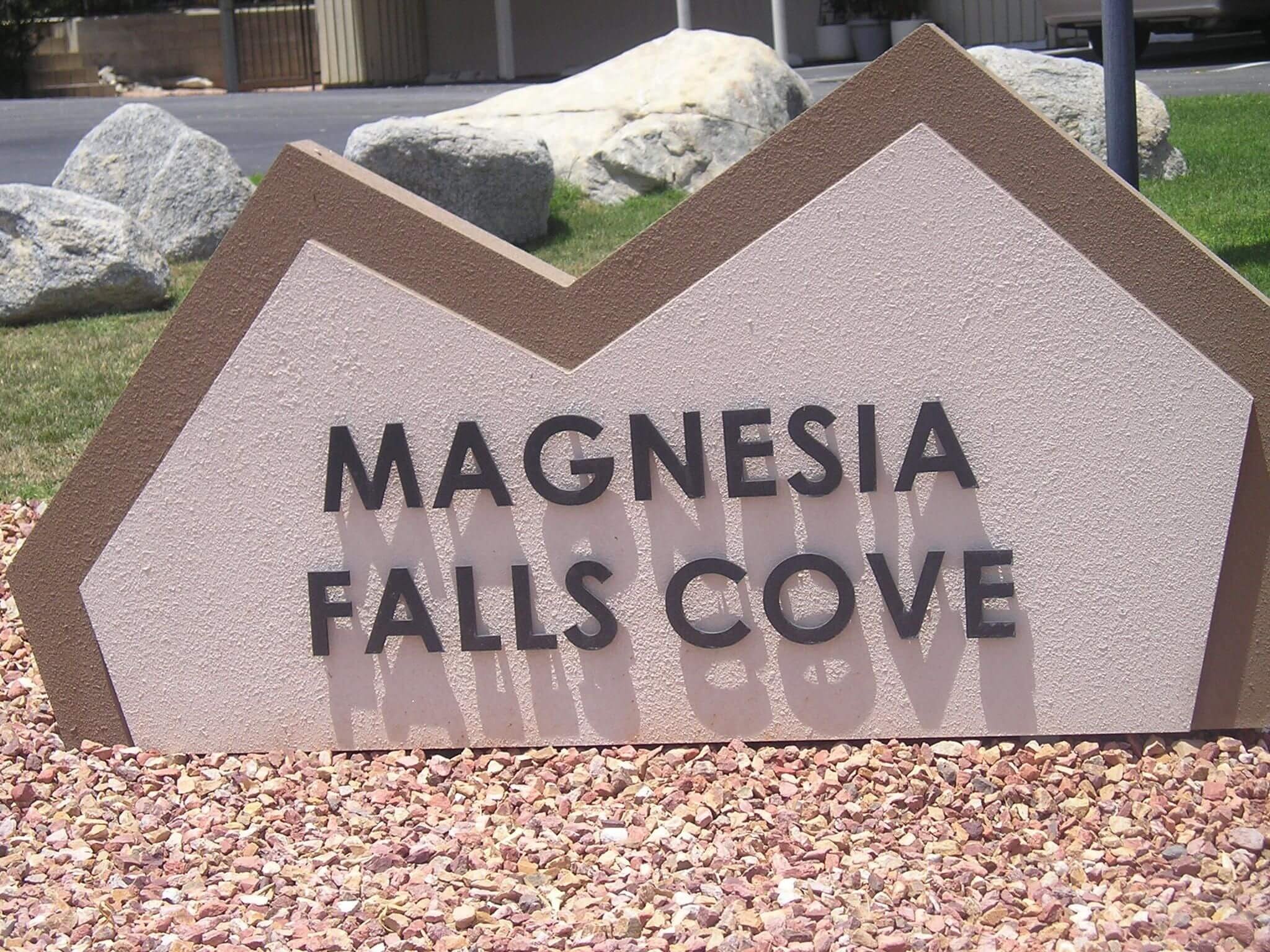 Magnesia Falls Cove Views