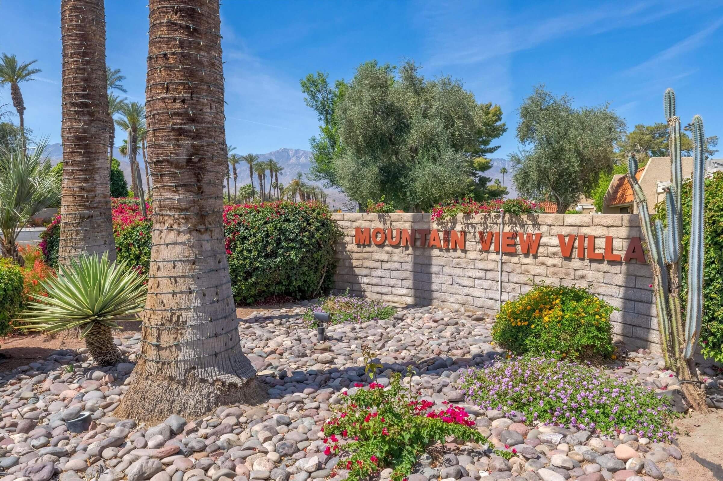 Mountain View Villas Real Estate